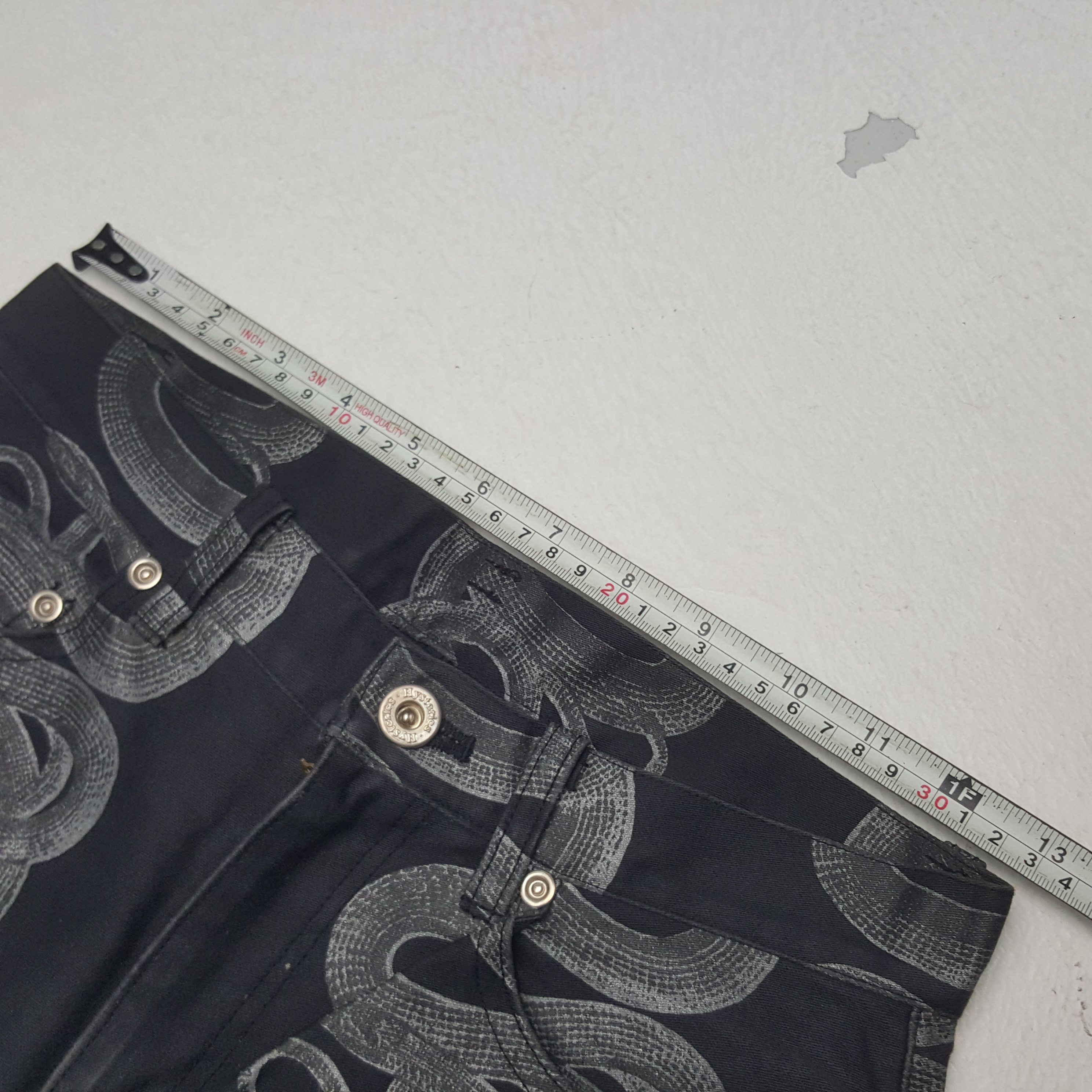 Hysteric Glamour × Japanese Brand × Vintage Vintage Hysteric Glamour Snake Art Japanese Denim Jeans Size 25" / US 0 / IT 36 - 7 Thumbnail