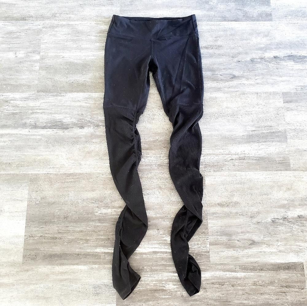 Alo Black ALO Yoga Goddess M Legging Size 32" / US 10 / IT 46 - 1 Thumbnail
