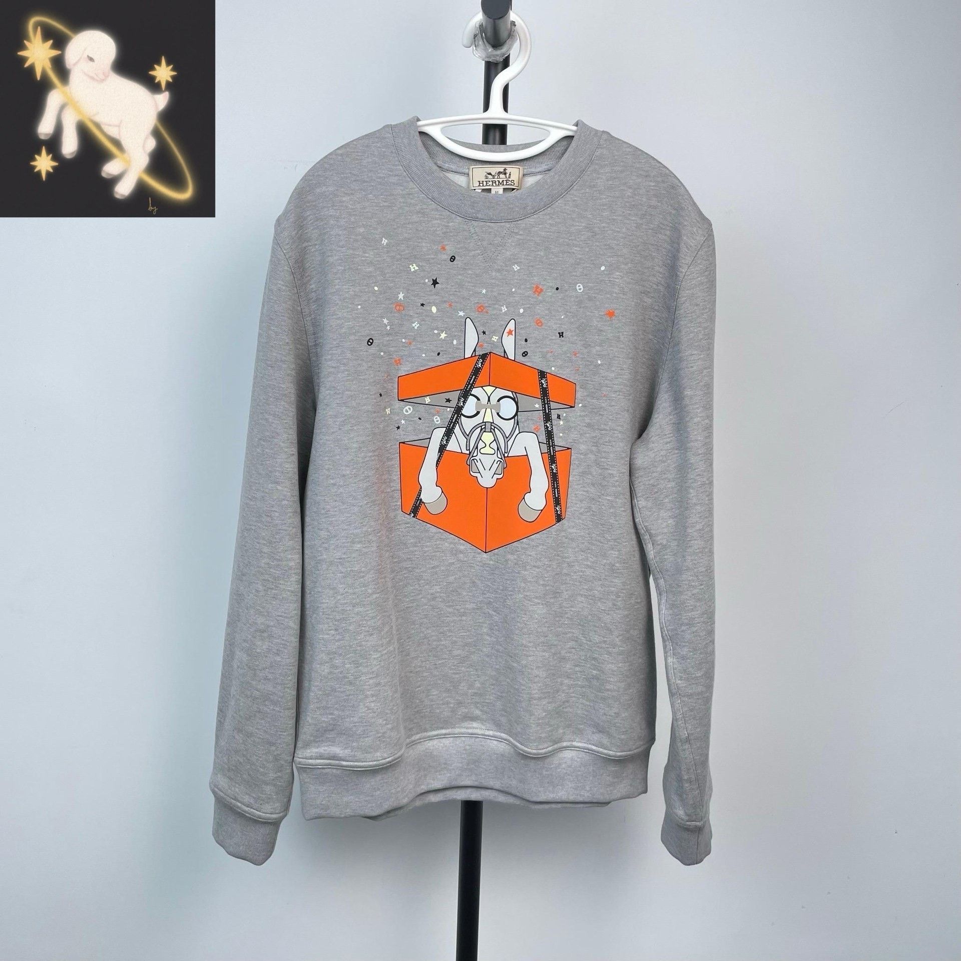 Hermes Hermes Gray Hoodie M Women Size M / US 6-8 / IT 42-44 - 1 Thumbnail
