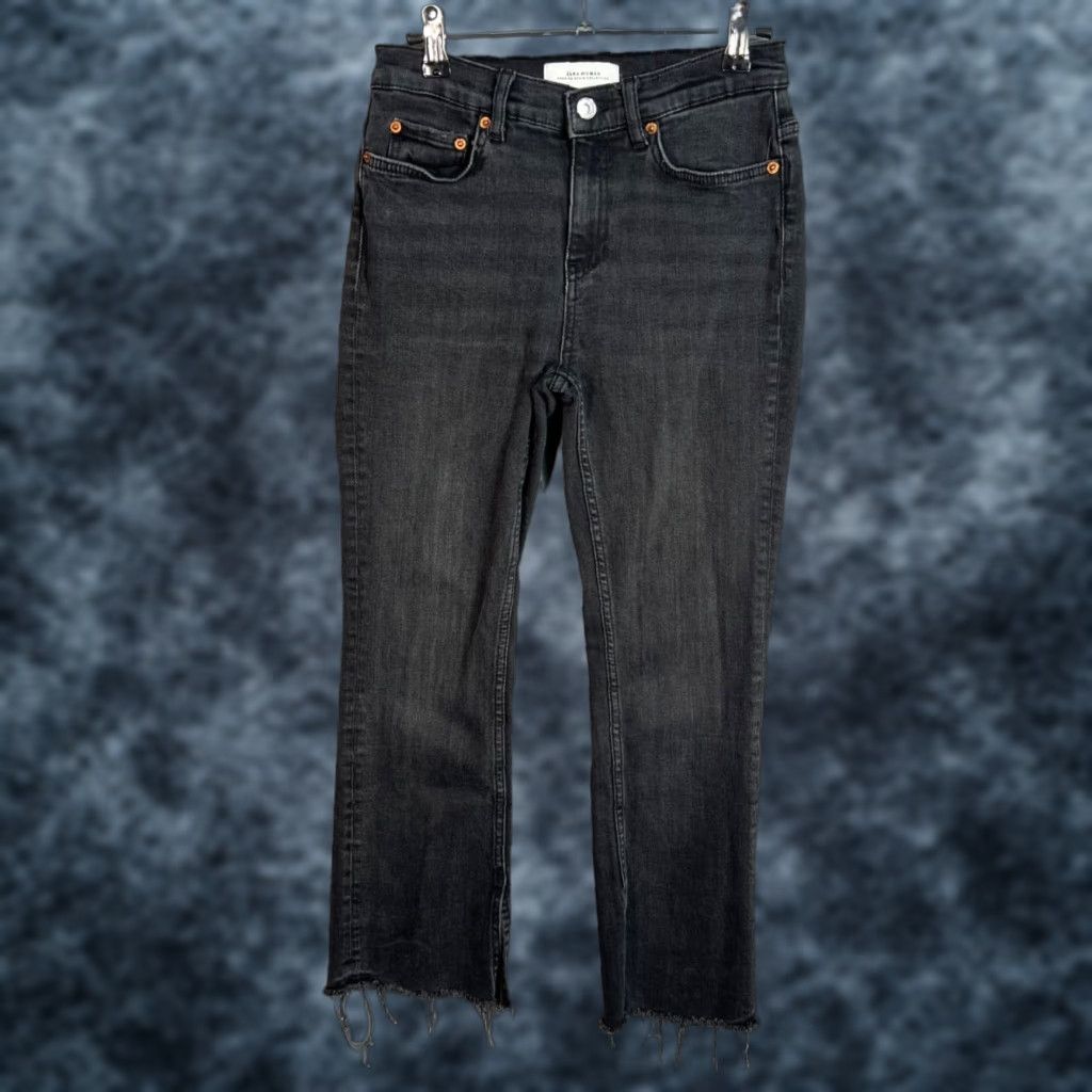 Zara VINTAGE Zara Women Black Denim Jeans Size 2 Straight Leg Mid Rise 5-Pocket Split Hem Size 26" / US 2 / IT 38 - 1 Thumbnail
