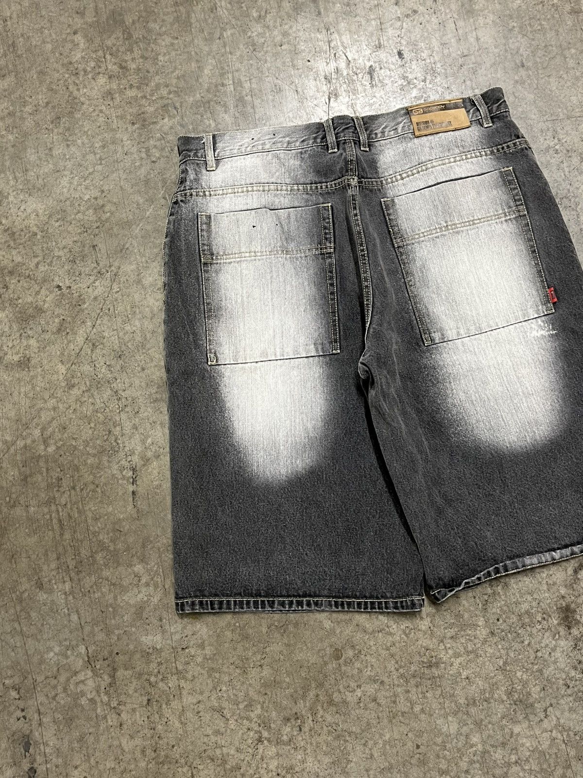 Other Y2K baggy fit jorts faded black skater streetwear hype rare Size US 36 / EU 52 - 6 Thumbnail