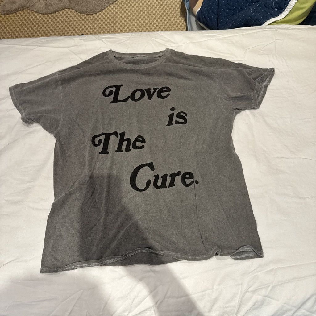 Pacsun Pacsun - love is the cure Size US L / EU 52-54 / 3 - 1 Thumbnail