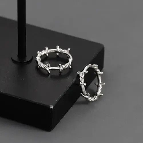 Other Gothic Silver Thorns Hoops Earring (1 pair) Size ONE SIZE - 4 Thumbnail