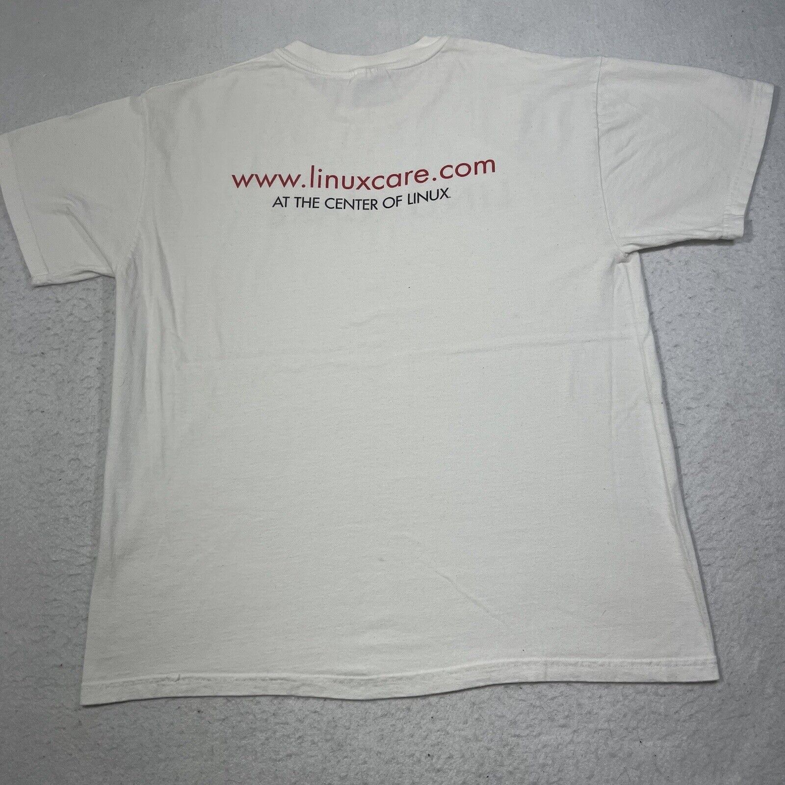 Hanes Vintage Linuxcare White Tee Graphic T Shirt Hanes Size US L / EU 52-54 / 3 - 10 Thumbnail