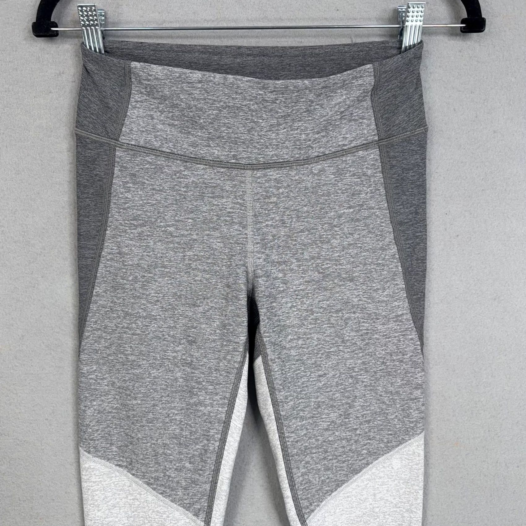 Outdoor Voices Outdoor Voices Leggings Womens Small Gray Colorblock Ankle Athletic Yoga Gym Size 28" / US 6 / IT 42 - 2 Thumbnail