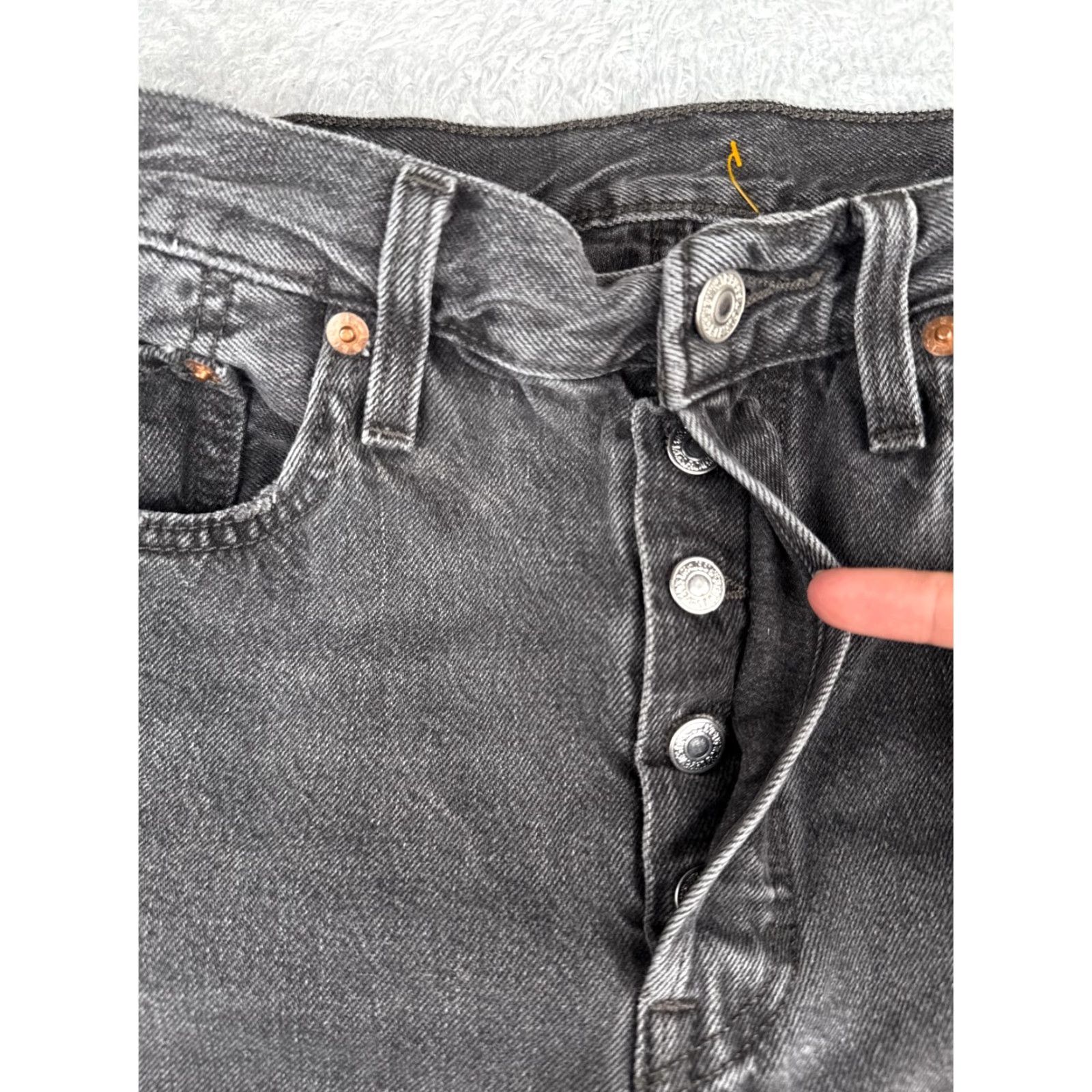 Levi's VINTAGE Levis Jeans Women 501 Skinny Black 29x28 Button Fly Premium Cotton 29 28 Inseam 29 Denim Mens? Size 29" - 5 Thumbnail