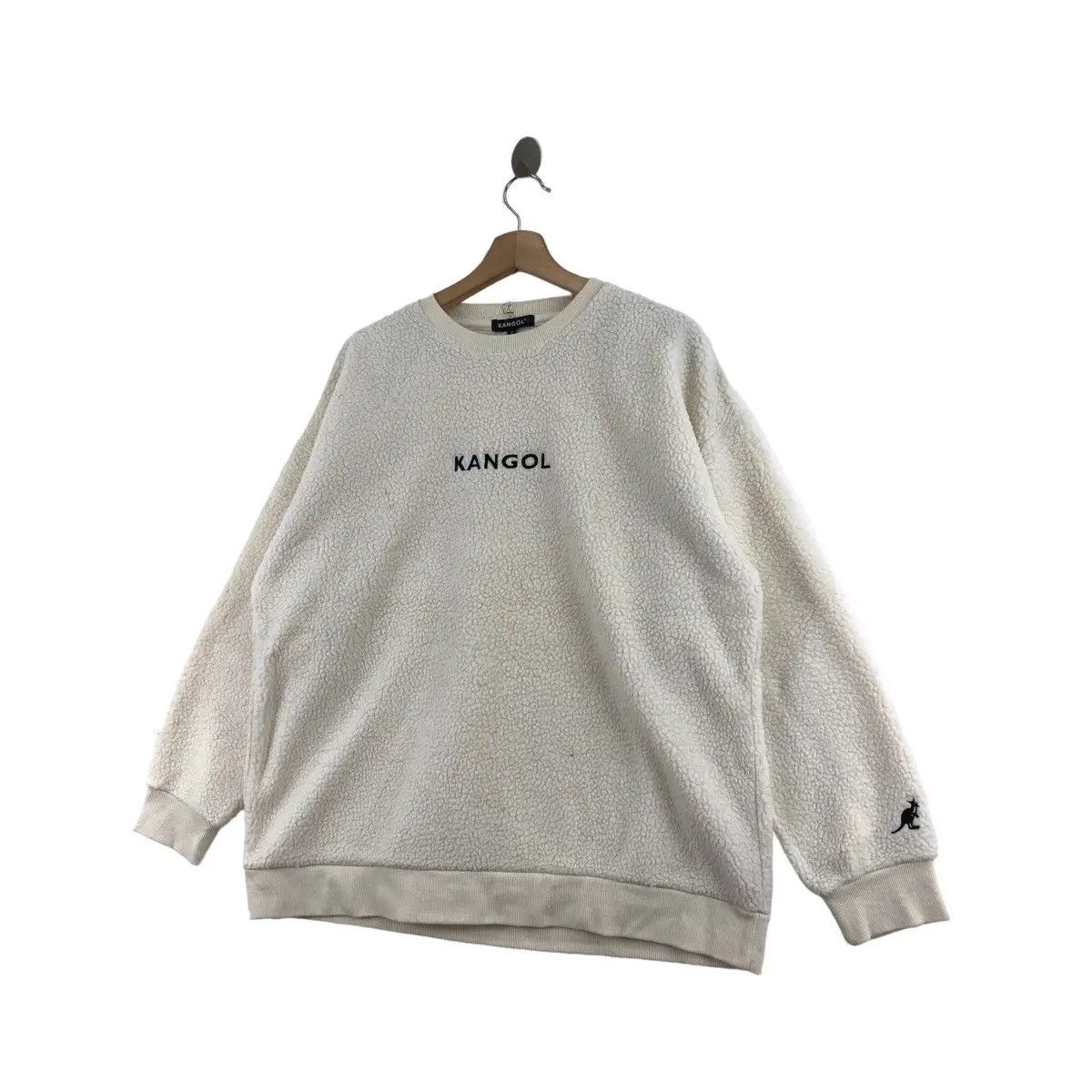 Kangol Vtg KANGOL UNITED KINGDOM Center Logo Beige Fleece Size L / US 10 / IT 46 - 2 Thumbnail