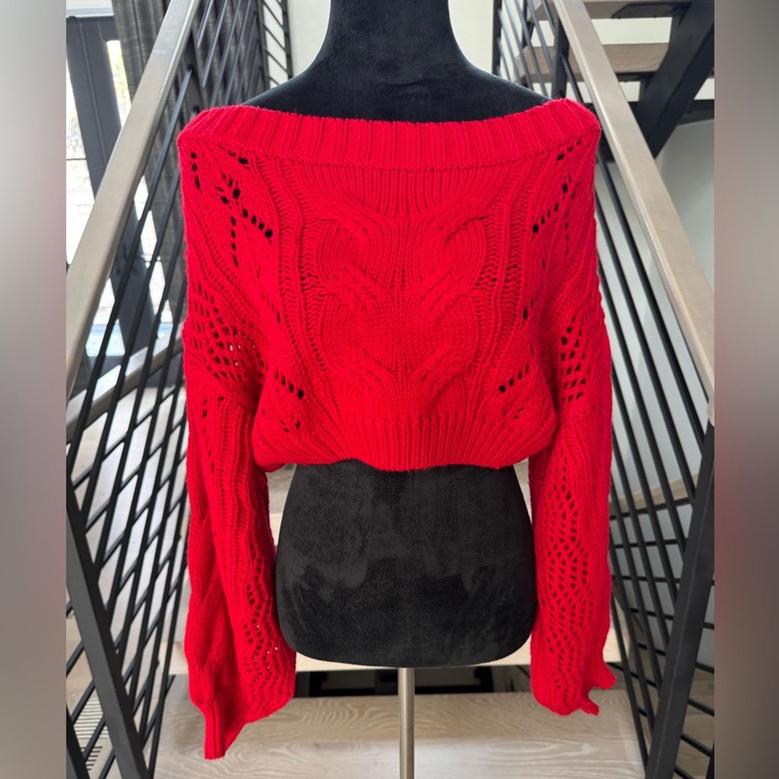 Other New Chic Off-Shoulder Red Crop Sweater size S Size S / US 4 / IT 40 - 2 Thumbnail