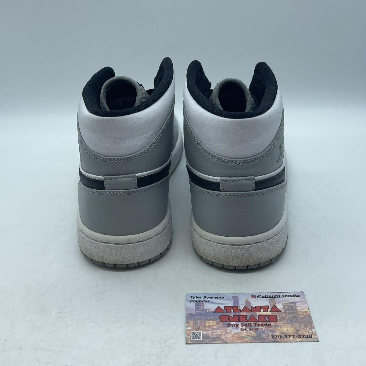 Jordan Brand Air Jordan 1 mid smoke grey Size US 9.5 / EU 42-43 - 3 Thumbnail