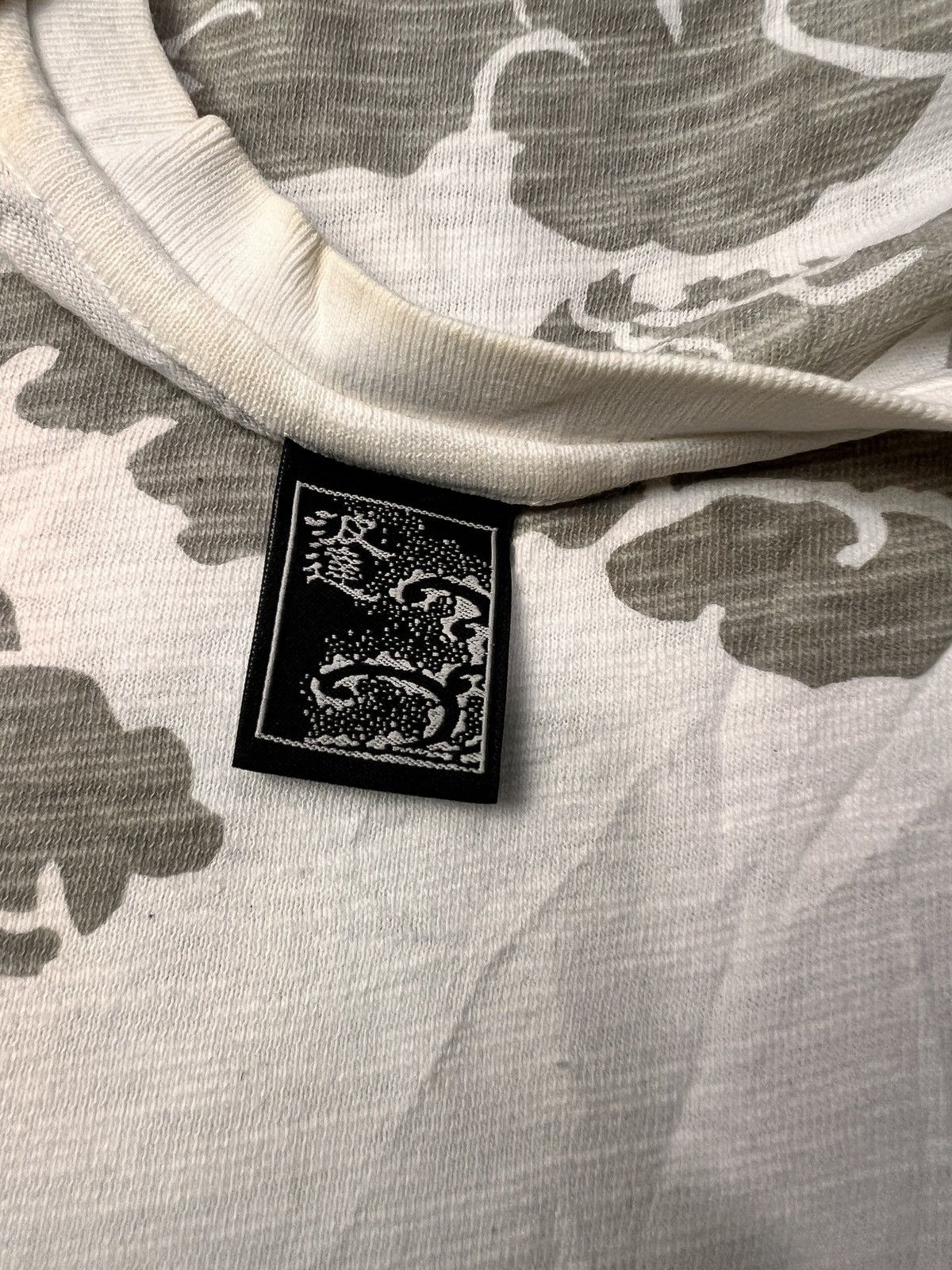 Dulcamara Japan Skull Embroided Japanese Motif AOP Ls Tshirt Size US M / EU 48-50 / 2 - 11 Thumbnail