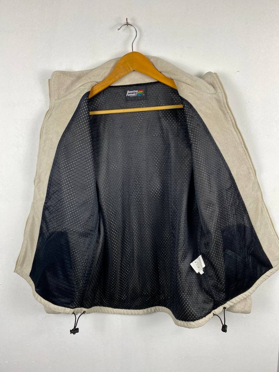 United Colors Of Benetton benetton formula one light jacket fishnet lining Size US M / EU 48-50 / 2 - 6 Thumbnail