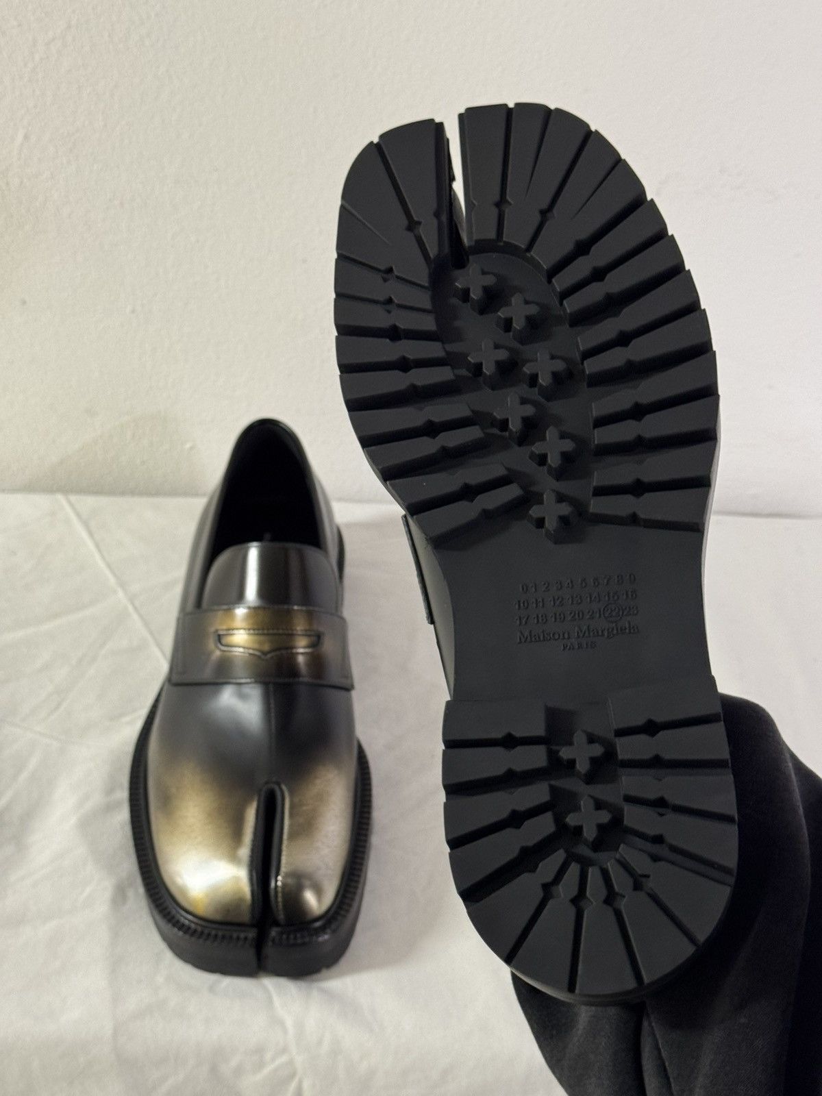 Maison Margiela Maison Margiela Tabi Platform Loafers - Black / Gold 45 Size US 12 / EU 45 - 7 Thumbnail