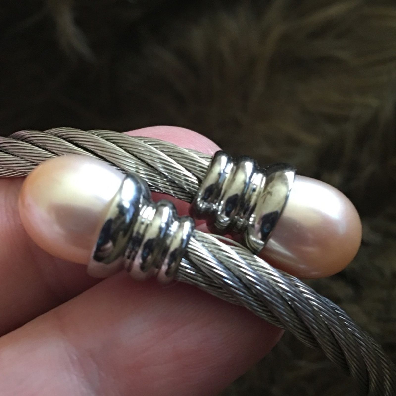 Vintage Vintage 90s silver tone coil peach pearl bracelet Size ONE SIZE - 7 Thumbnail