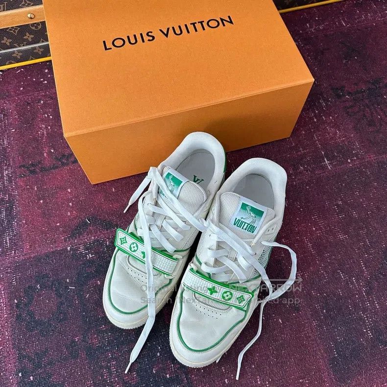 Louis Vuitton Louis Vuitton White and green velcro trainer board shoes Size US 8.5 / EU 41-42 - 1 Thumbnail