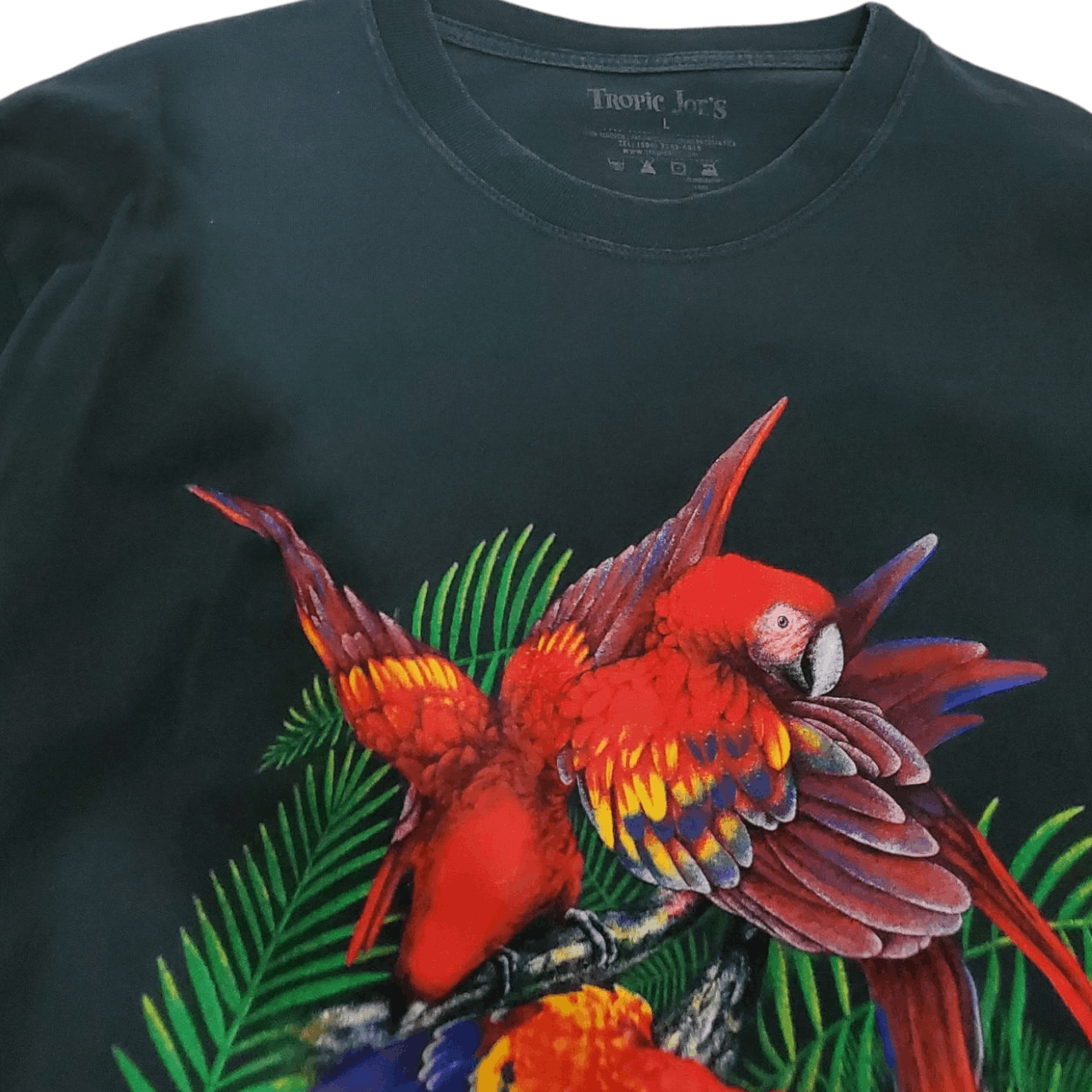 Vintage Vintage 2010s Scarlet Macaw T-Shirt Size US L / EU 52-54 / 3 - 3 Thumbnail