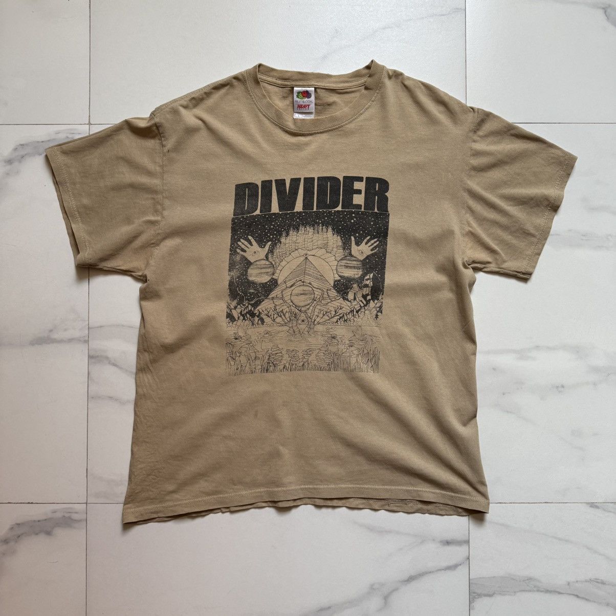 Vintage Vintage Divider Distressed T-Shirt Size US L / EU 52-54 / 3 - 2 Thumbnail