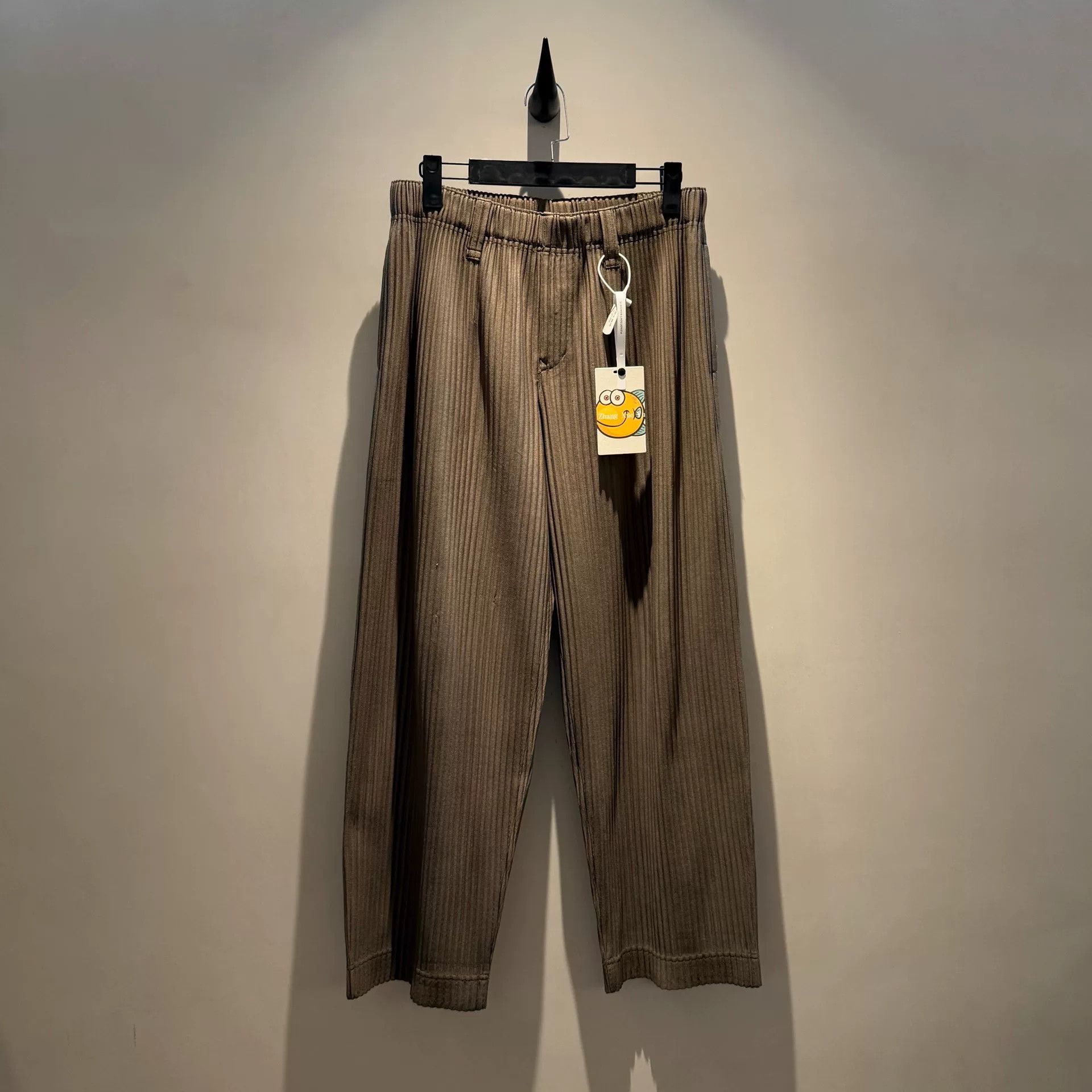 Issey Miyake Issey Miyake Classic Pleated Trousers Size 40" / US 18 - 1 Thumbnail