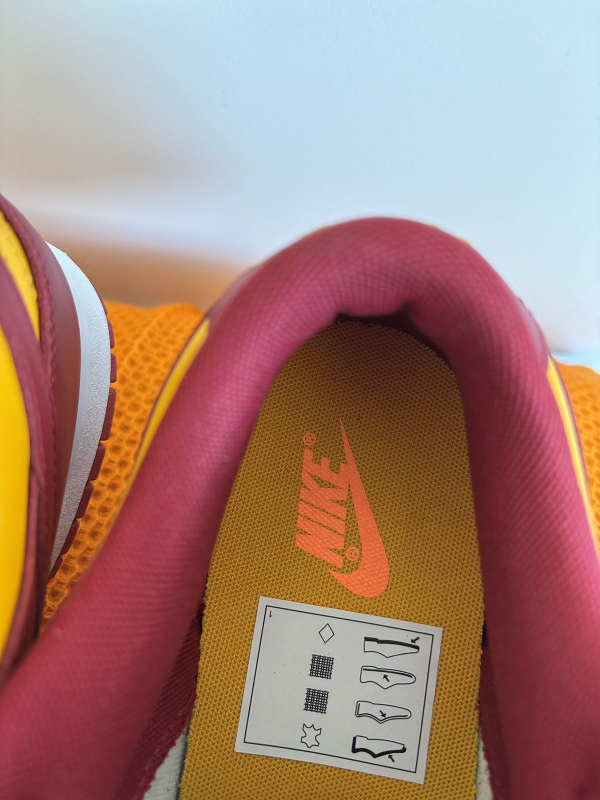 Nike Nike Dunk Low Midas Gold Size US 9.5 / EU 42-43 - 5 Thumbnail