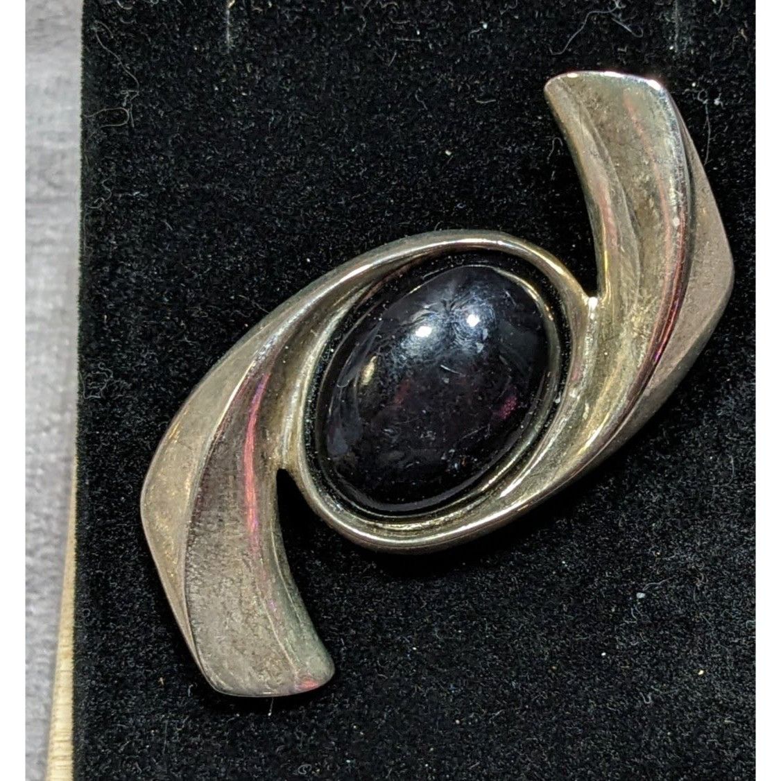 Other Vintage Abstract Art Deco Swirl Brooch With Onyx Cabochon Size ONE SIZE - 3 Thumbnail