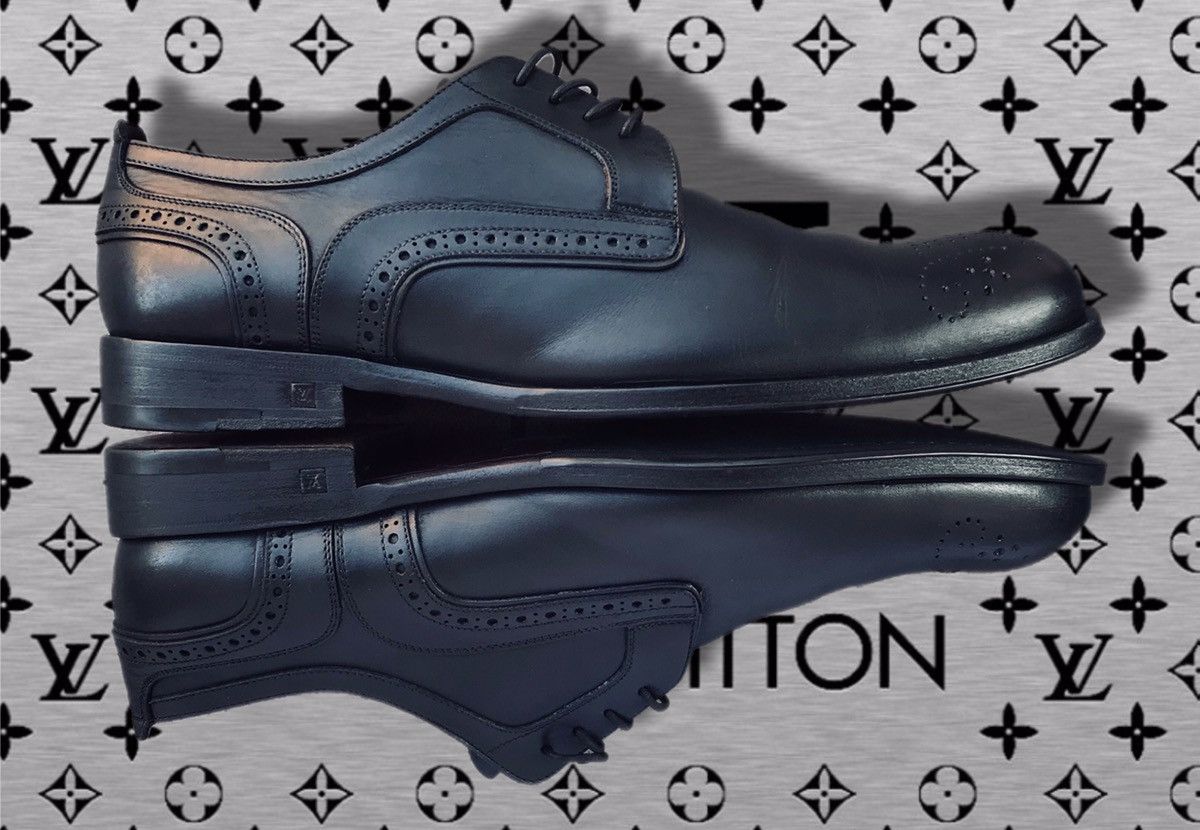 Louis Vuitton Louis Vuitton Black Brogue Leather Lace Up Oxfords LV Logo Size US 9 / EU 42 - 8 Thumbnail