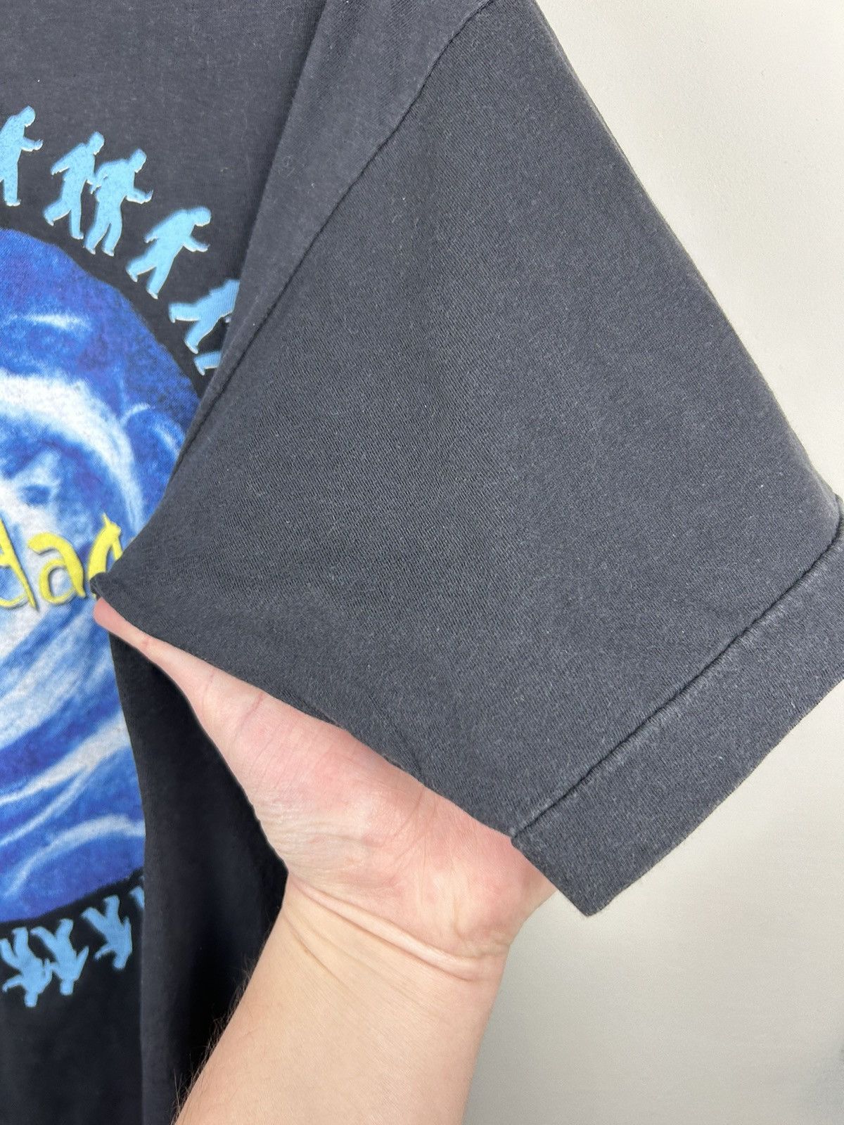 Band Tees Vintage Genesis We Can't Dance 1992 tour t-shirt Size US M / EU 48-50 / 2 - 6 Thumbnail
