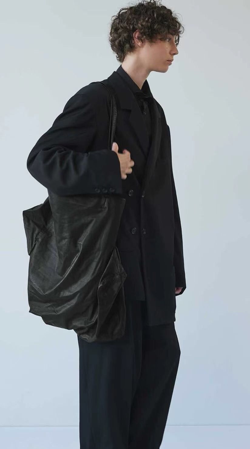Yohji Yamamoto yohji yamamoto UNEVENNESS LEATHER TOTE BAG 2412-Nextarrow Size ONE SIZE - 8 Thumbnail