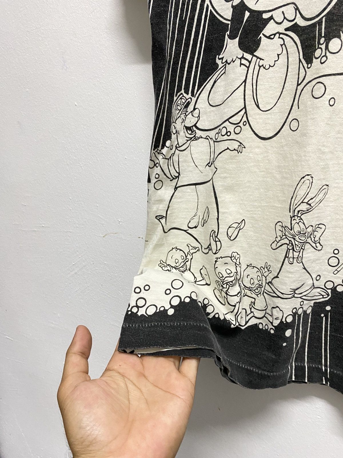 Vintage Vintage Aop Mickey Mouse Distressed Size US L / EU 52-54 / 3 - 9 Thumbnail
