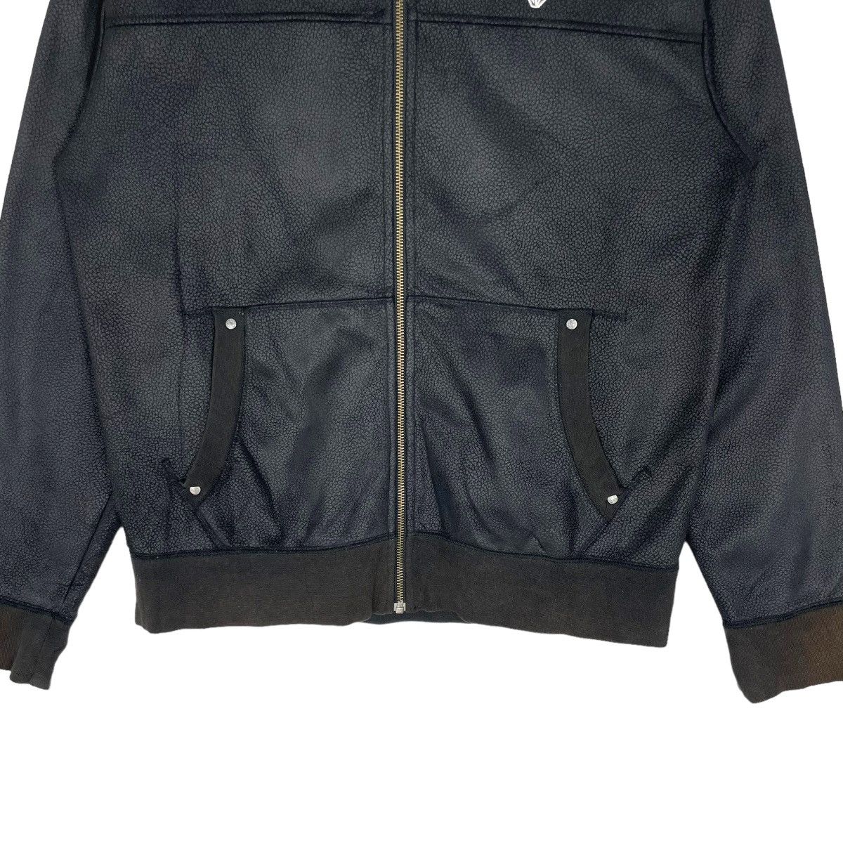 Volcom Vintage Volcom Faux Leather Jacket Hoodie Embroidered Logo Size US M / EU 48-50 / 2 - 6 Thumbnail