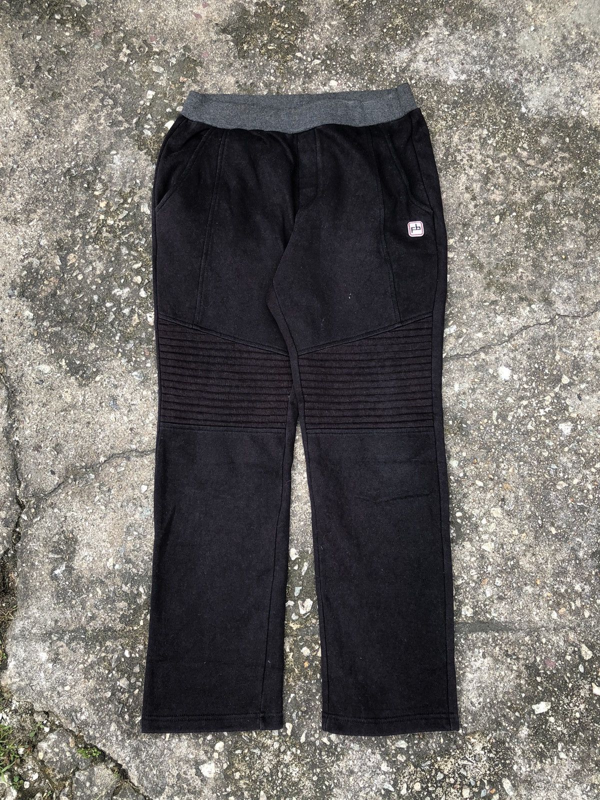 Fubu × Vintage Vintage Fubu Underground Small Logo Sweatpant Size US 30 / EU 46 - 2 Thumbnail