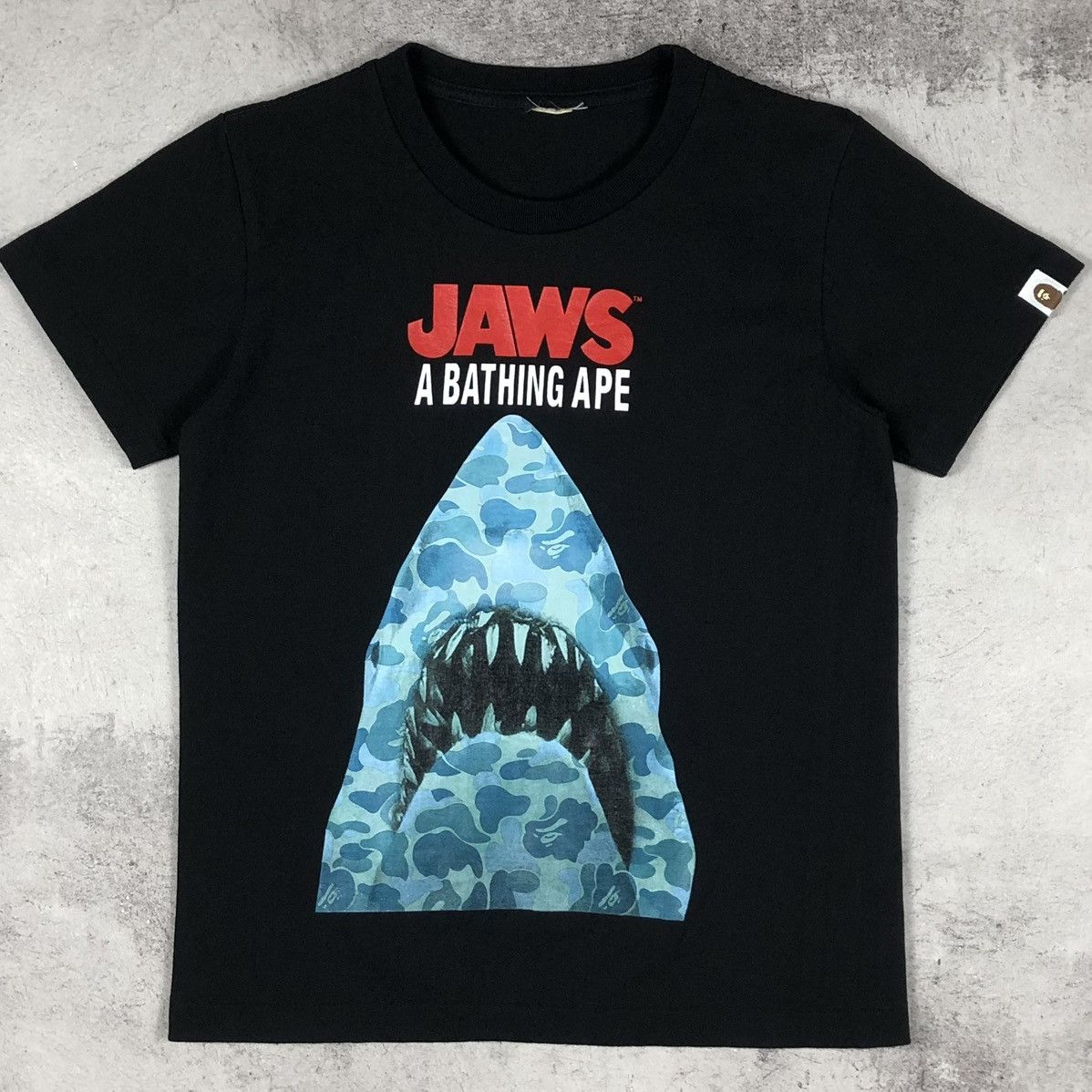 Other BAPE Jaws Camo Shark Tee Size US XS / EU 42 / 0 - 1 Thumbnail