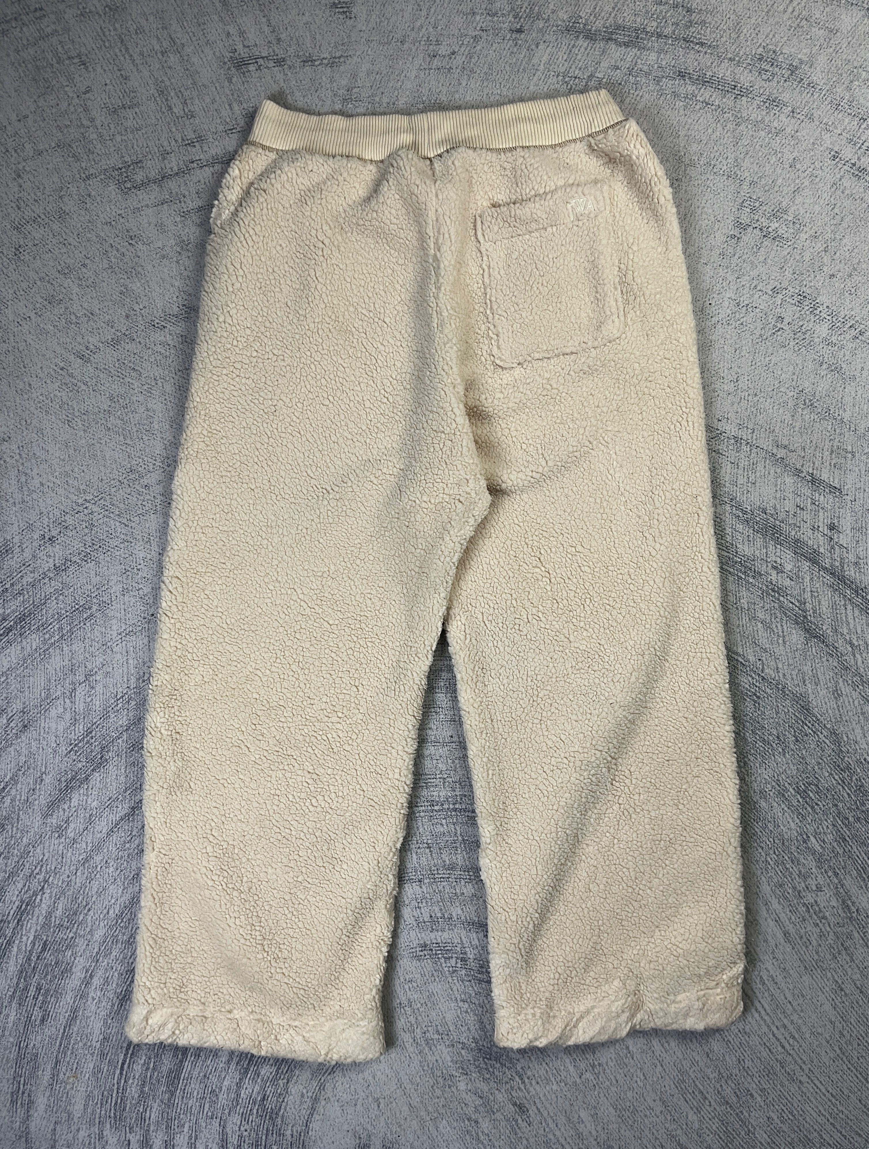 Japanese Brand J.W. Anderson X Uniqlo Fleece Sweatpants XL Size US 34 / EU 50 - 2 Thumbnail