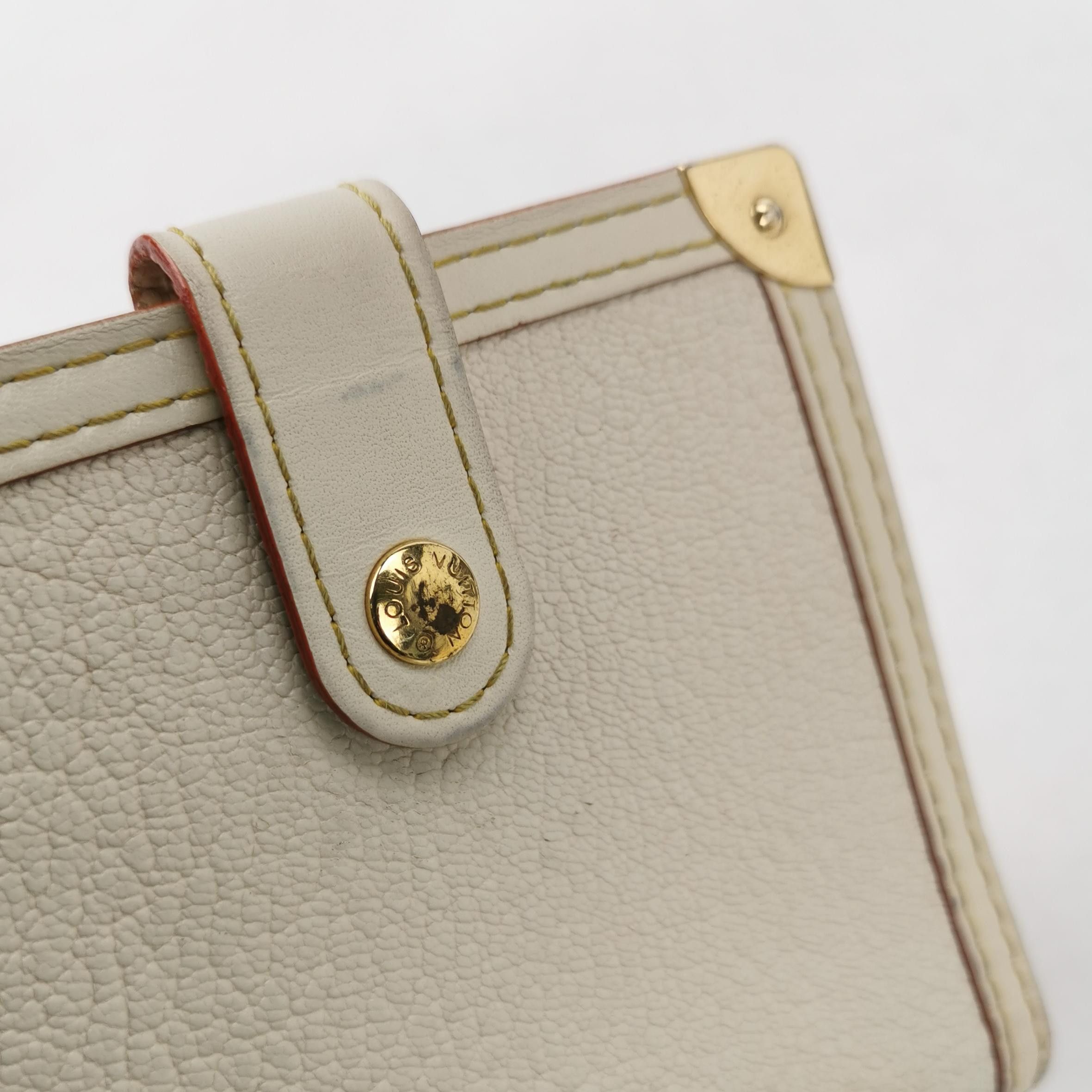 Louis Vuitton Louis Vuitton (LV) Lambskin Simple Gold Edge Wallet -y2506 Size ONE SIZE - 1 Thumbnail
