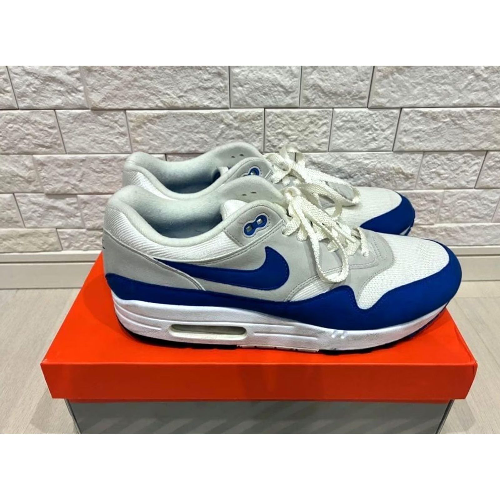 Nike Item Specifications: Brand: Nike Size US 11 / EU 44 - 3 Thumbnail