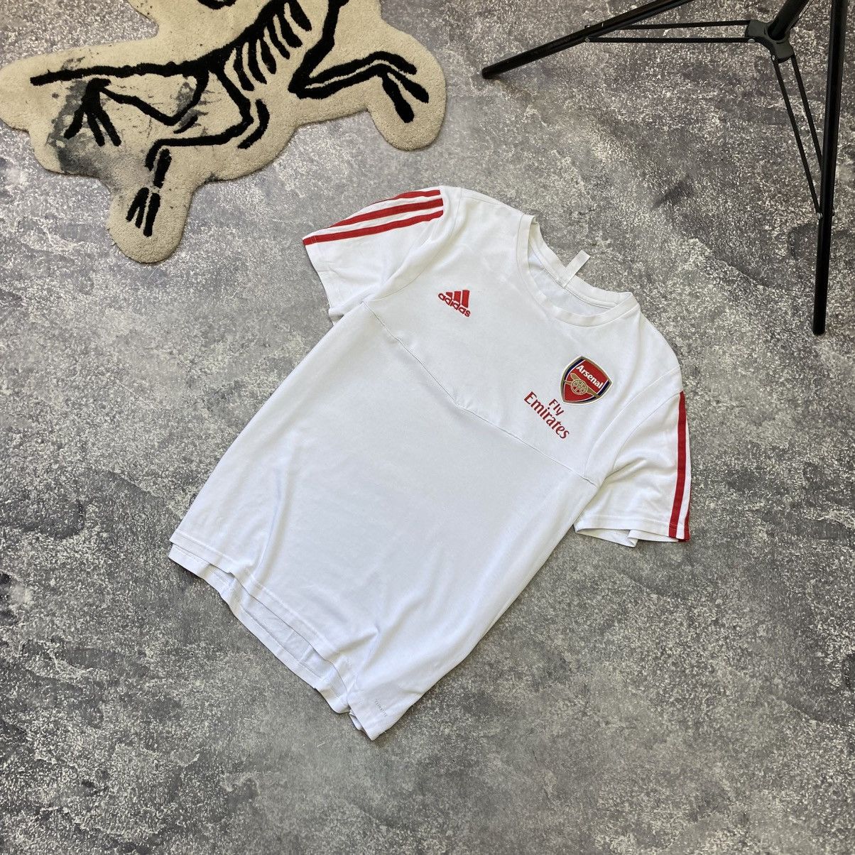 Adidas × Vintage Vintage Adidas FC Arcenal fly emirates team soccer jersey Size US M / EU 48-50 / 2 - 1 Thumbnail