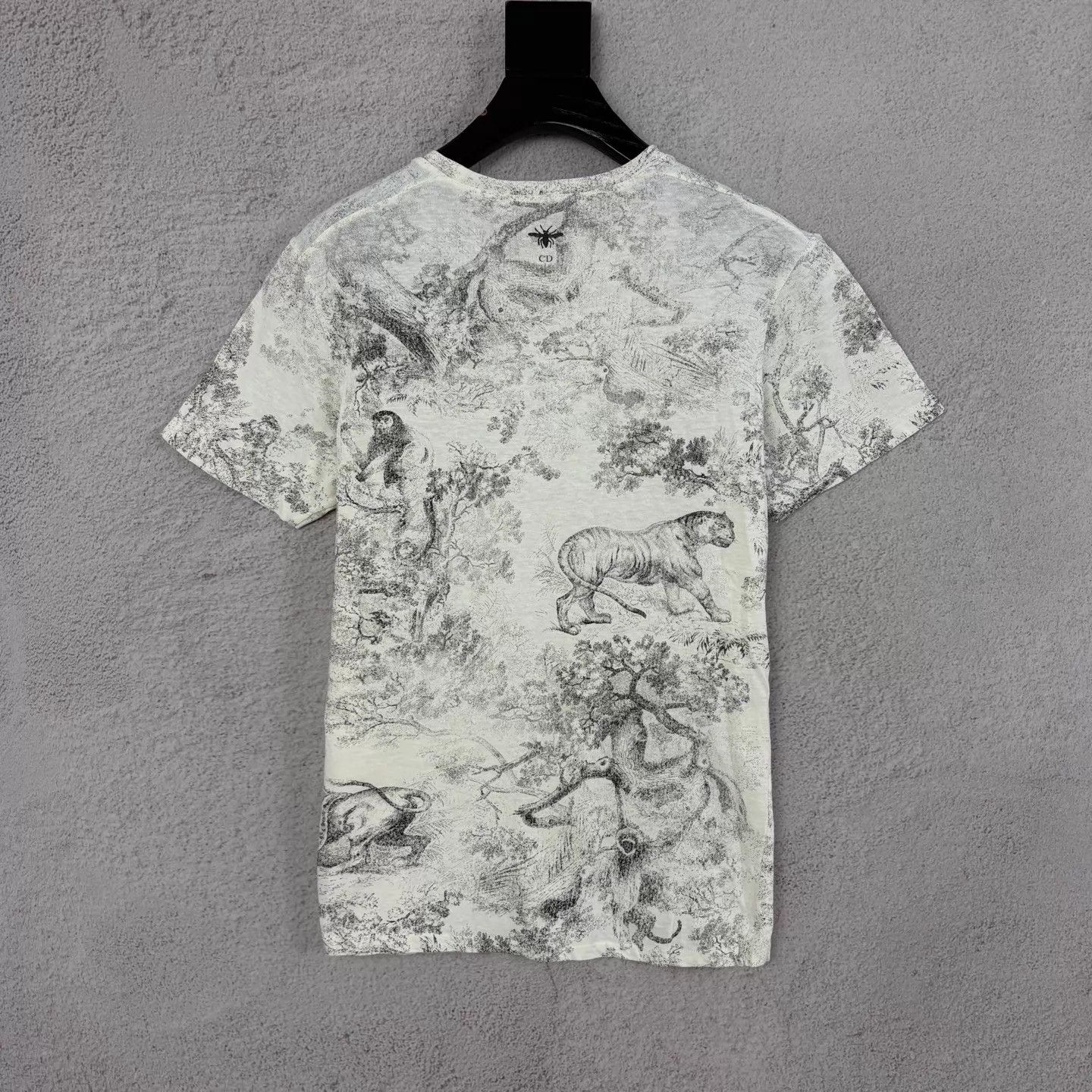 Dior Dior White Zoo Print Letter S/S Tee S Size S / US 4 / IT 40 - 2 Thumbnail