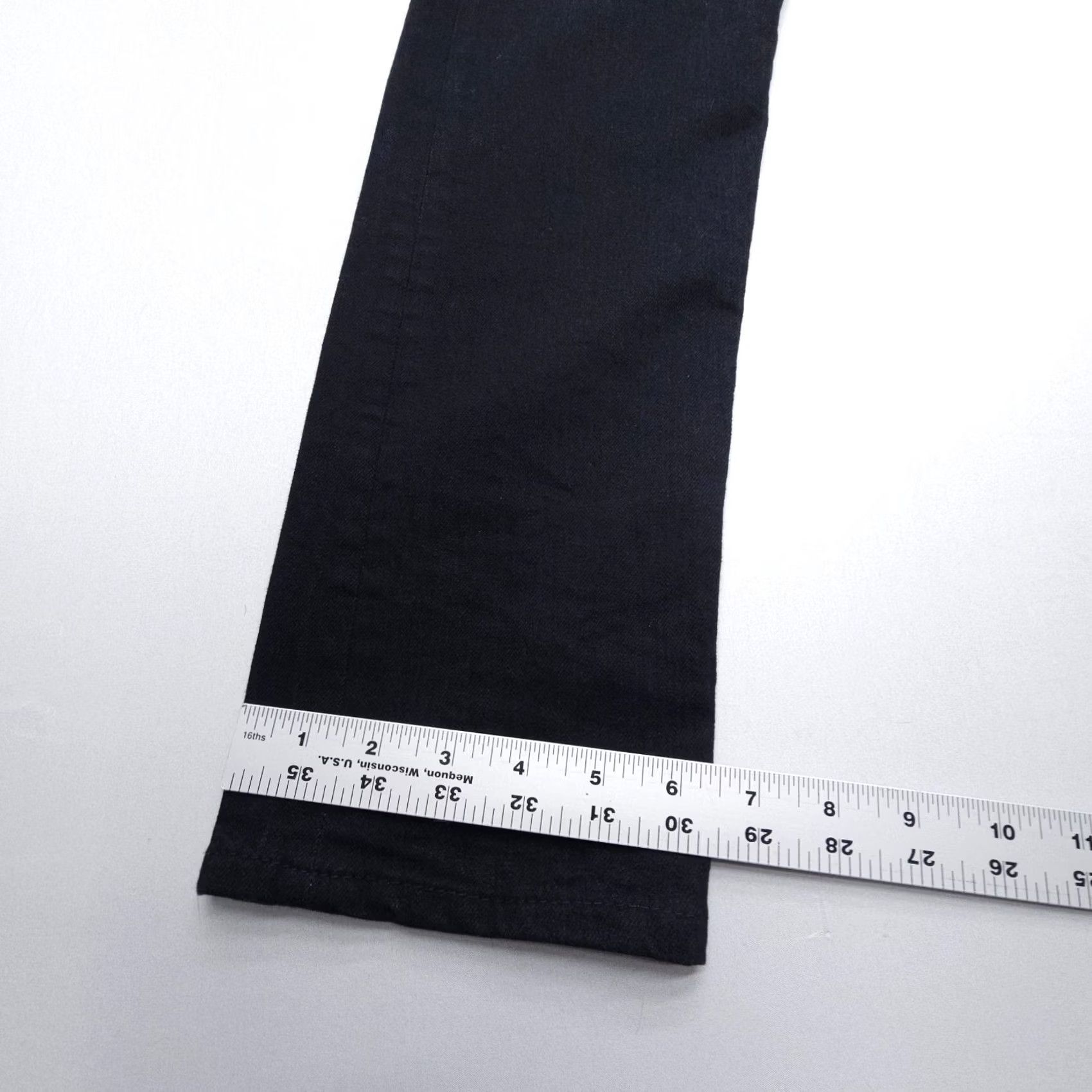 John Elliott John Elliott Jeans The Cast 2 Mens Slim Taper 33 x 30 Black Low Rise Denim Japan Made Jeans Size US 33 - 4 Thumbnail