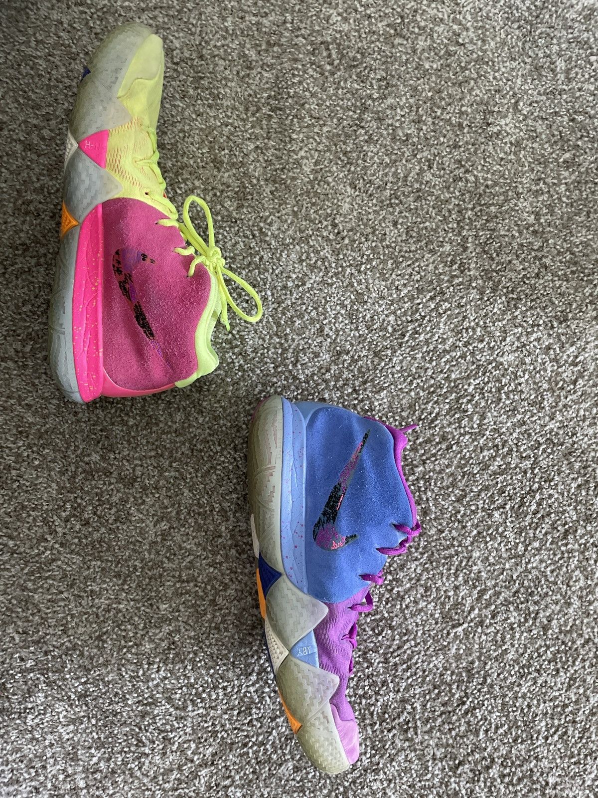 Nike Kyrie 4 Confetti Size US 11 / EU 44 - 4 Thumbnail