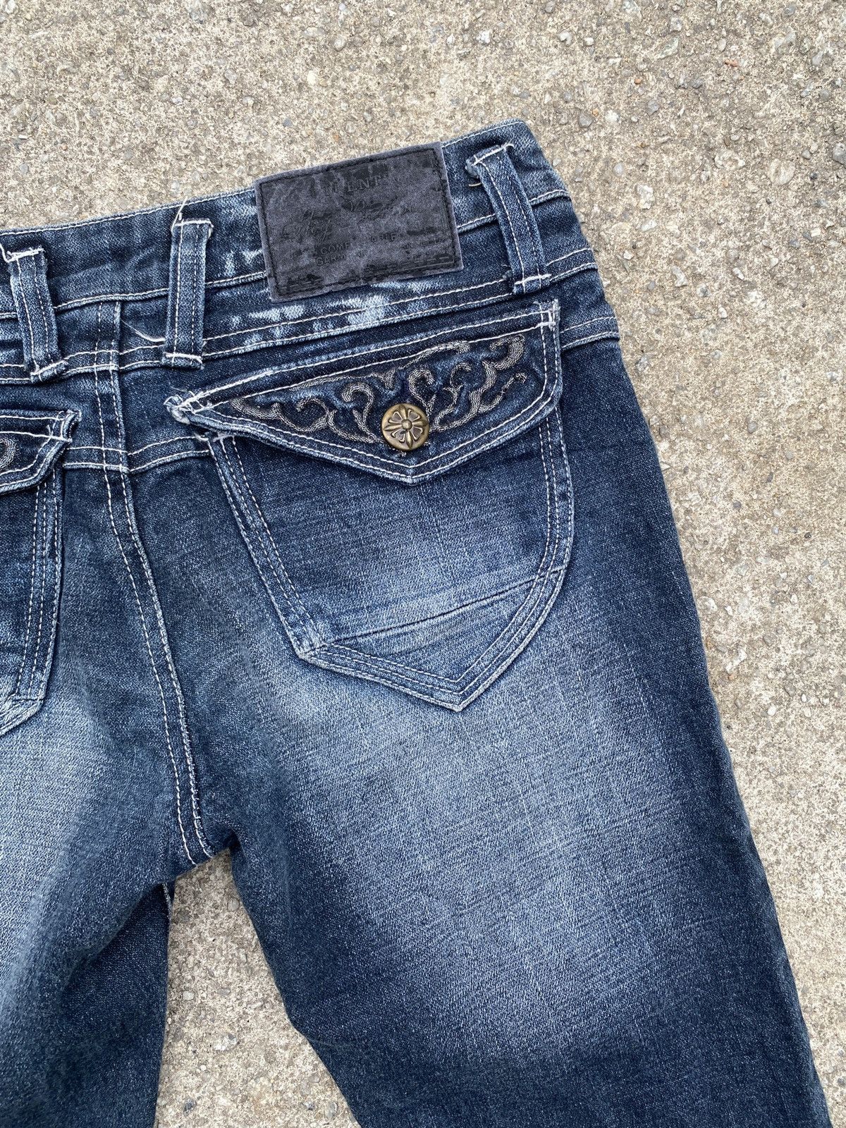 Japanese Brand × Le Grande Bleu (L.G.B.) × Tornado Mart 2000s - Sky Bombers Faded Blue Low Rise Flare Denim Size US 28 / EU 44 - 13 Thumbnail
