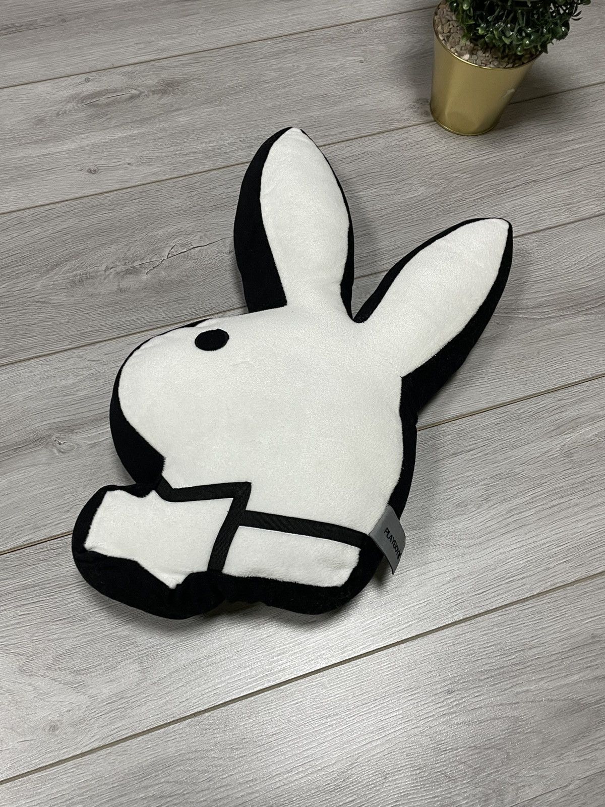 Playboy Playboy big rabbit head 2006 vintage pillow Size ONE SIZE - 2 Thumbnail