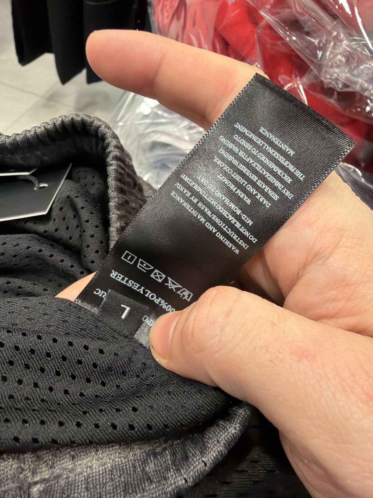 The GV Gallery The gv gallery raspberry hills mesh sweat pant black Size US 34 / EU 50 - 4 Thumbnail