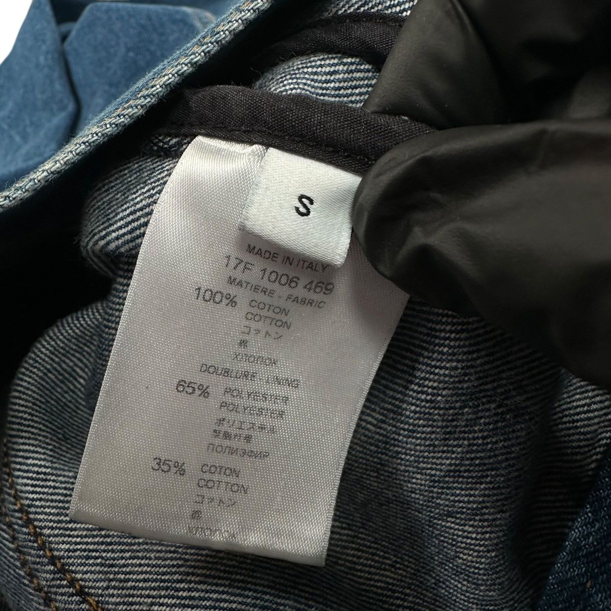 Givenchy Givenchy Size S Denim Jacket Blue Back Logo Red Print Size US S / EU 44-46 / 1 - 4 Thumbnail