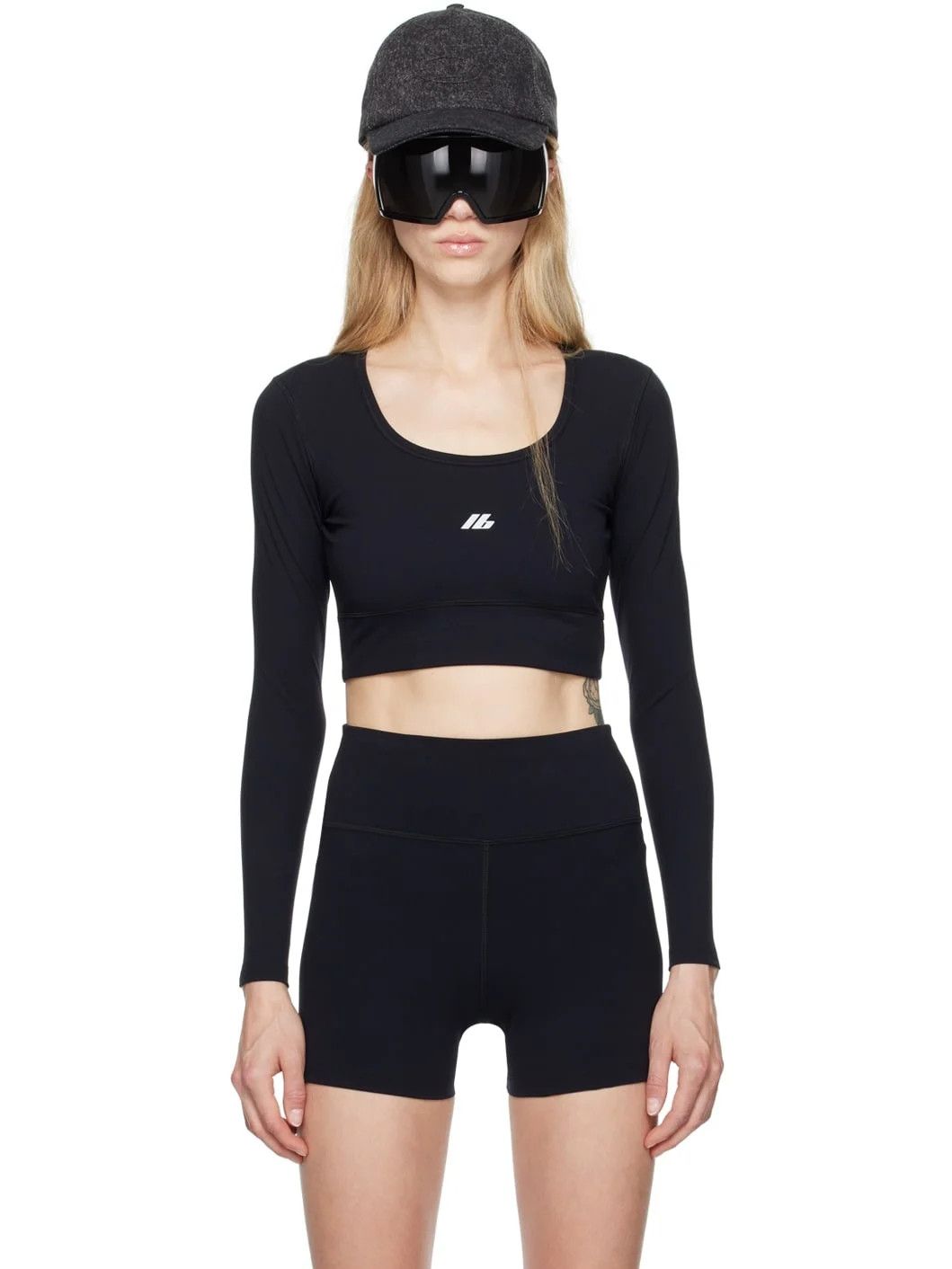 Balenciaga o1tr1nto0526 Size: L / Activewear Long Sleeve Sports Bra Fit Size ONE SIZE - 1 Thumbnail