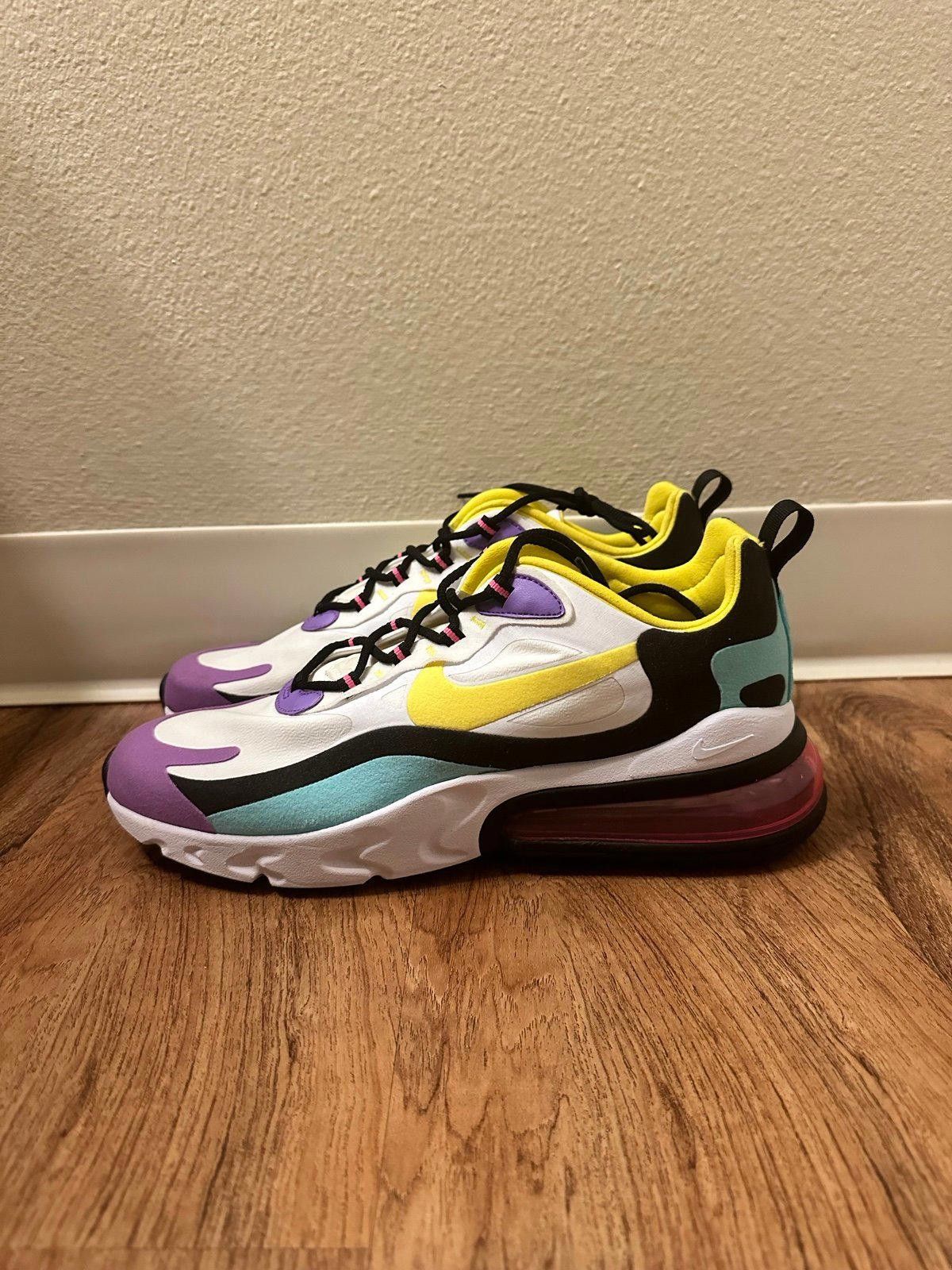 Nike Nike Air Max 270 React Geometric Art Size US 10.5 / EU 43-44 - 3 Thumbnail