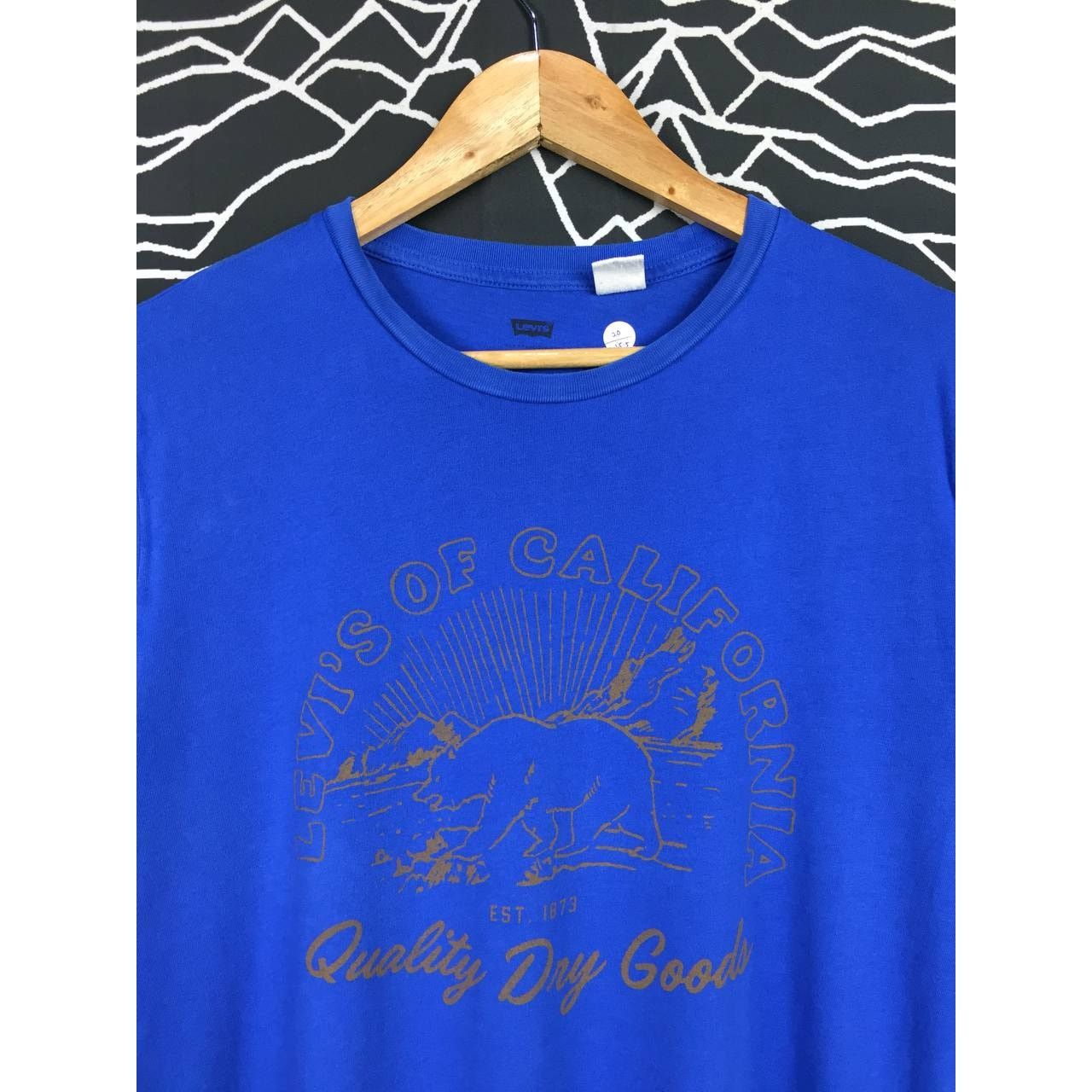 Levi's × Vintage Levi's Of California Quality Dry Goods Bear Graphic Tee Size US M / EU 48-50 / 2 - 3 Thumbnail