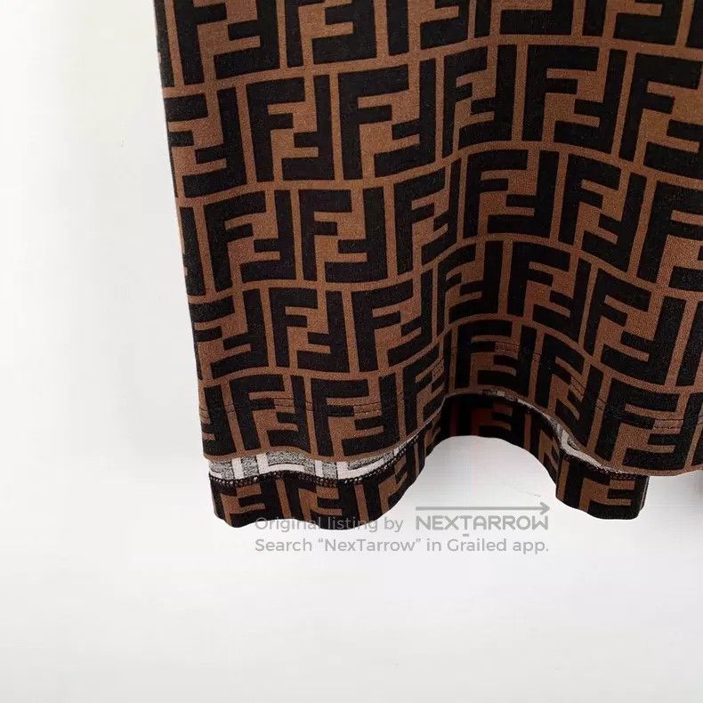 Fendi Fendi Cotton round neck short-sleeve T-shirt Size XS / US 0-2 / IT 36-38 - 5 Thumbnail