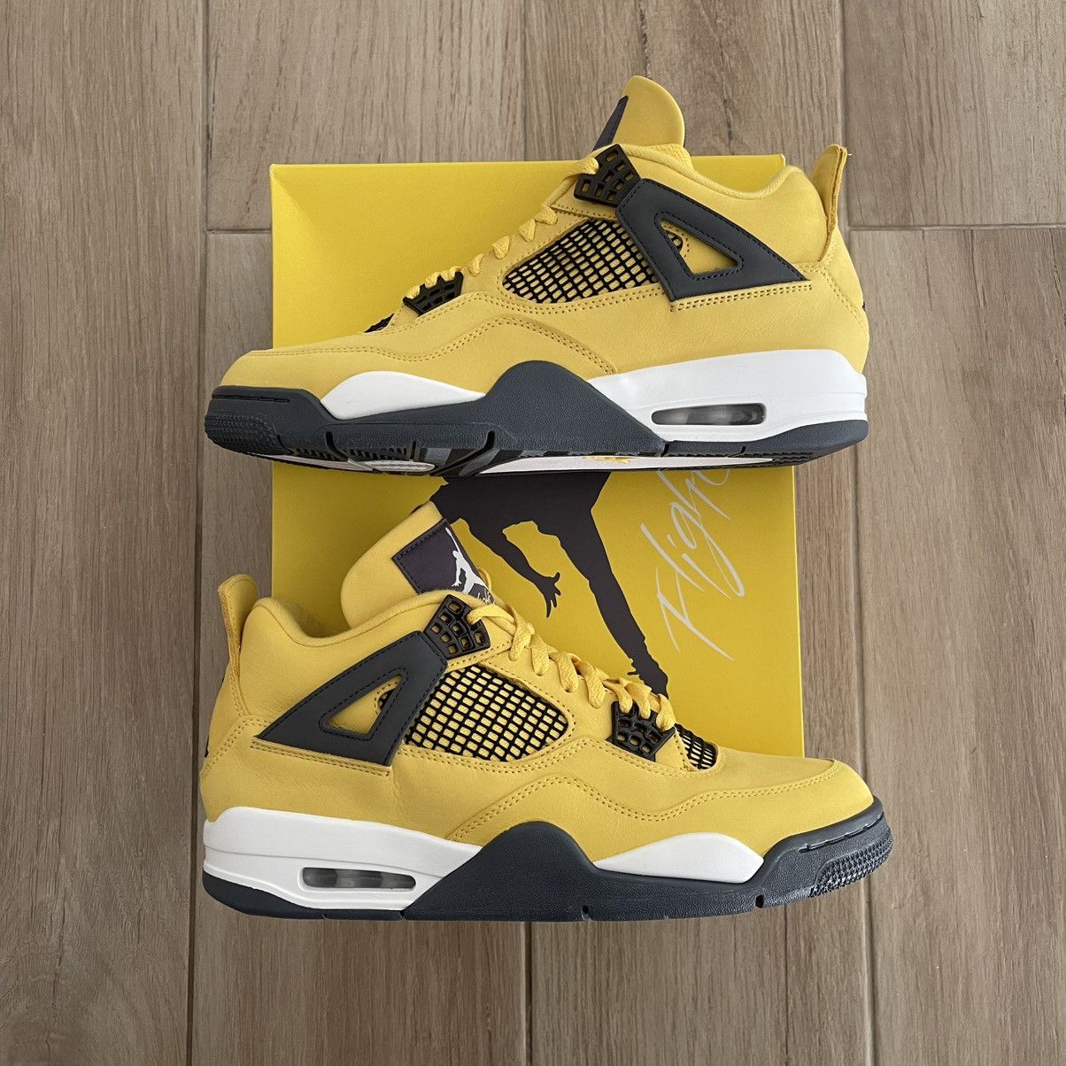 Jordan Brand Jordan 4 Retro Lightning 2021 Size US 10.5 / EU 43-44 - 2 Thumbnail