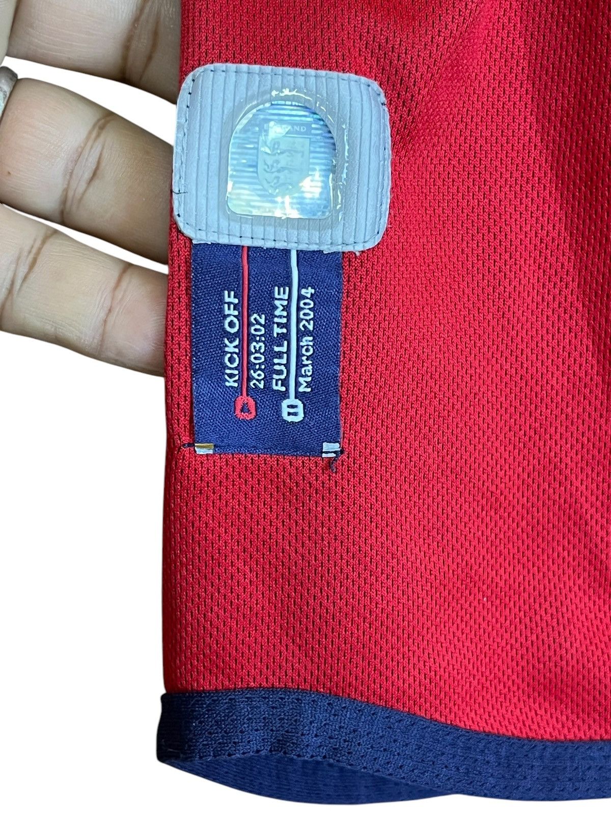 Umbro VINTAGE 2002-04 ENGLAND NATIONAL TEAM REVERSIBLE AWAY JERSEY Size US M / EU 48-50 / 2 - 15 Thumbnail