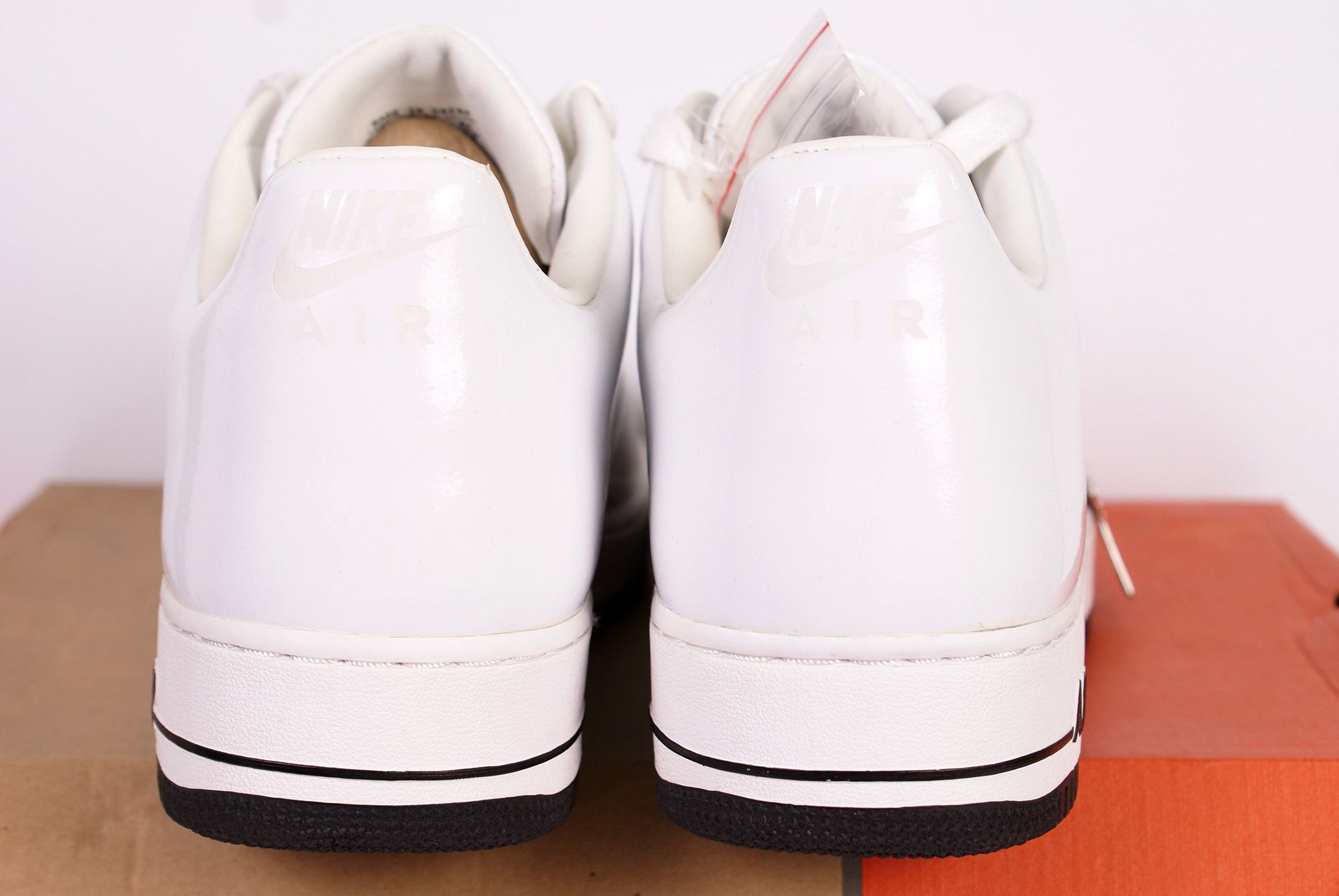 Nike 2006 Nike Air Force 1 Supreme SEAMLESS White 313644 101 Size US 12 / EU 45 - 9 Thumbnail