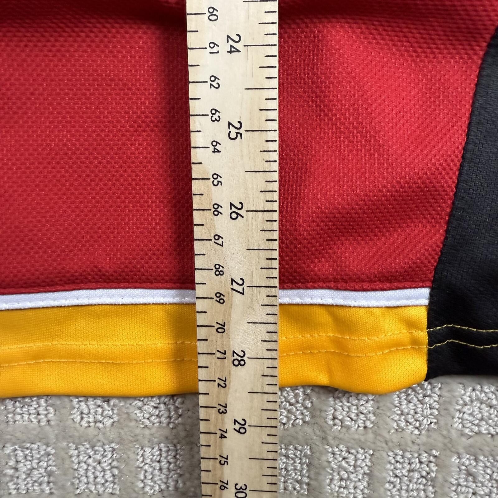 Reebok Jarome Iginla Reebok Calgary Flames Fight Strap Jersey 48 Size US M / EU 48-50 / 2 - 6 Thumbnail
