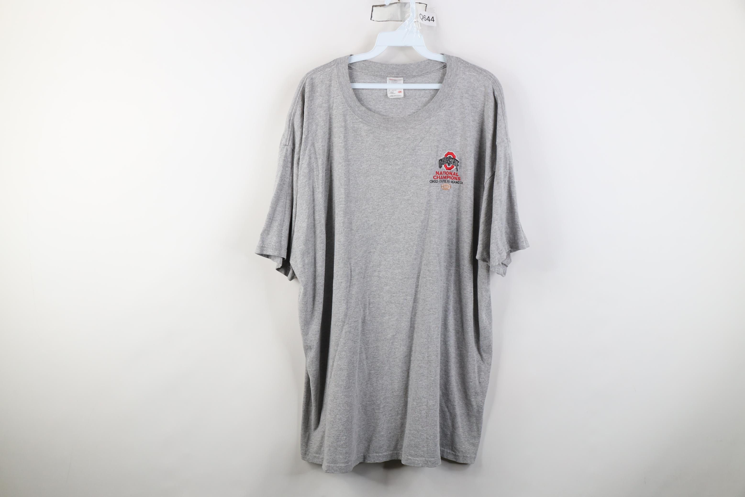 Vintage Vintage 2002 National Champs Ohio State University T-Shirt Size US XXL / EU 58 / 5 - 1 Thumbnail